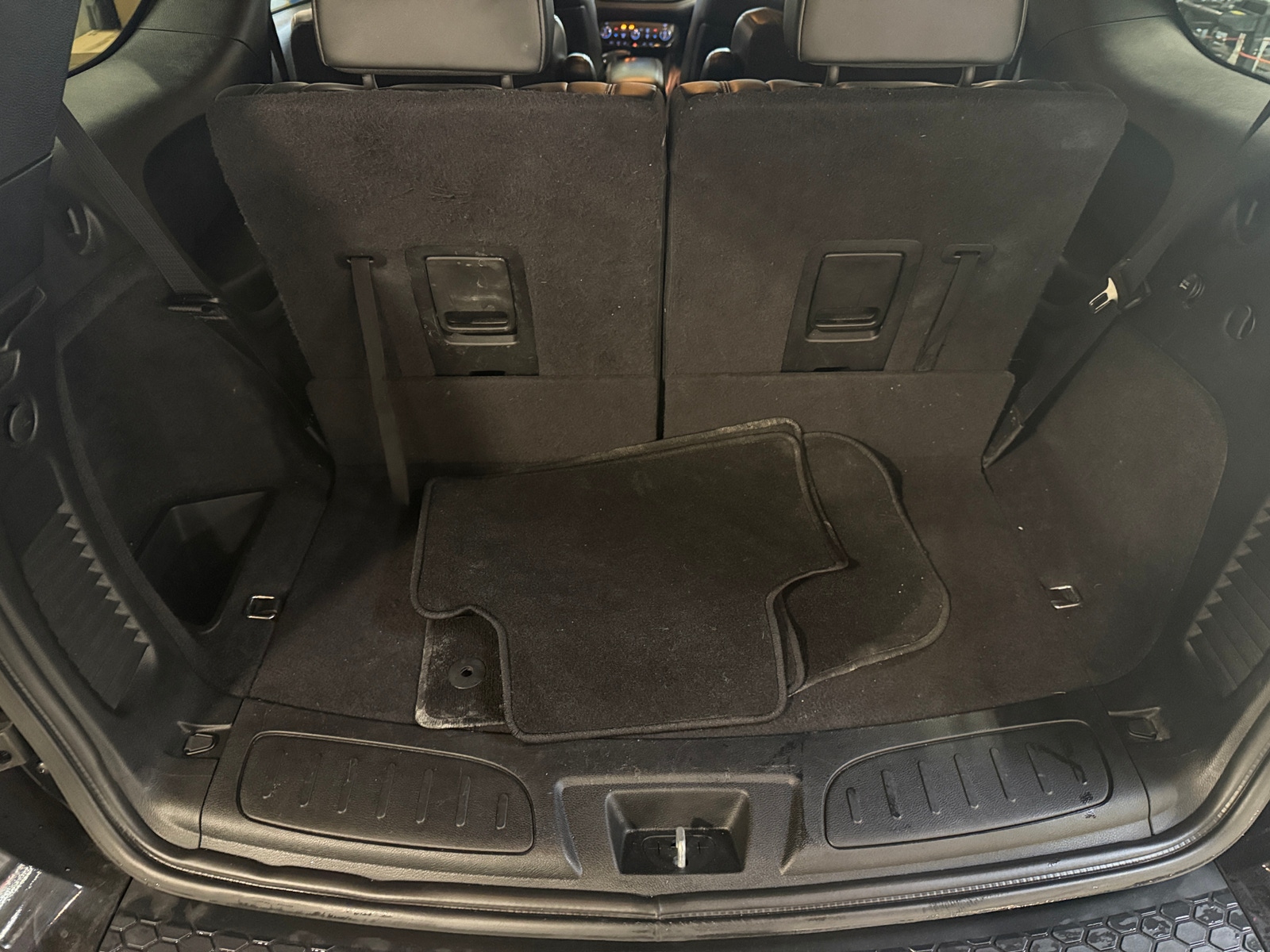 Thumbnail: 2021 Dodge Durango - 7