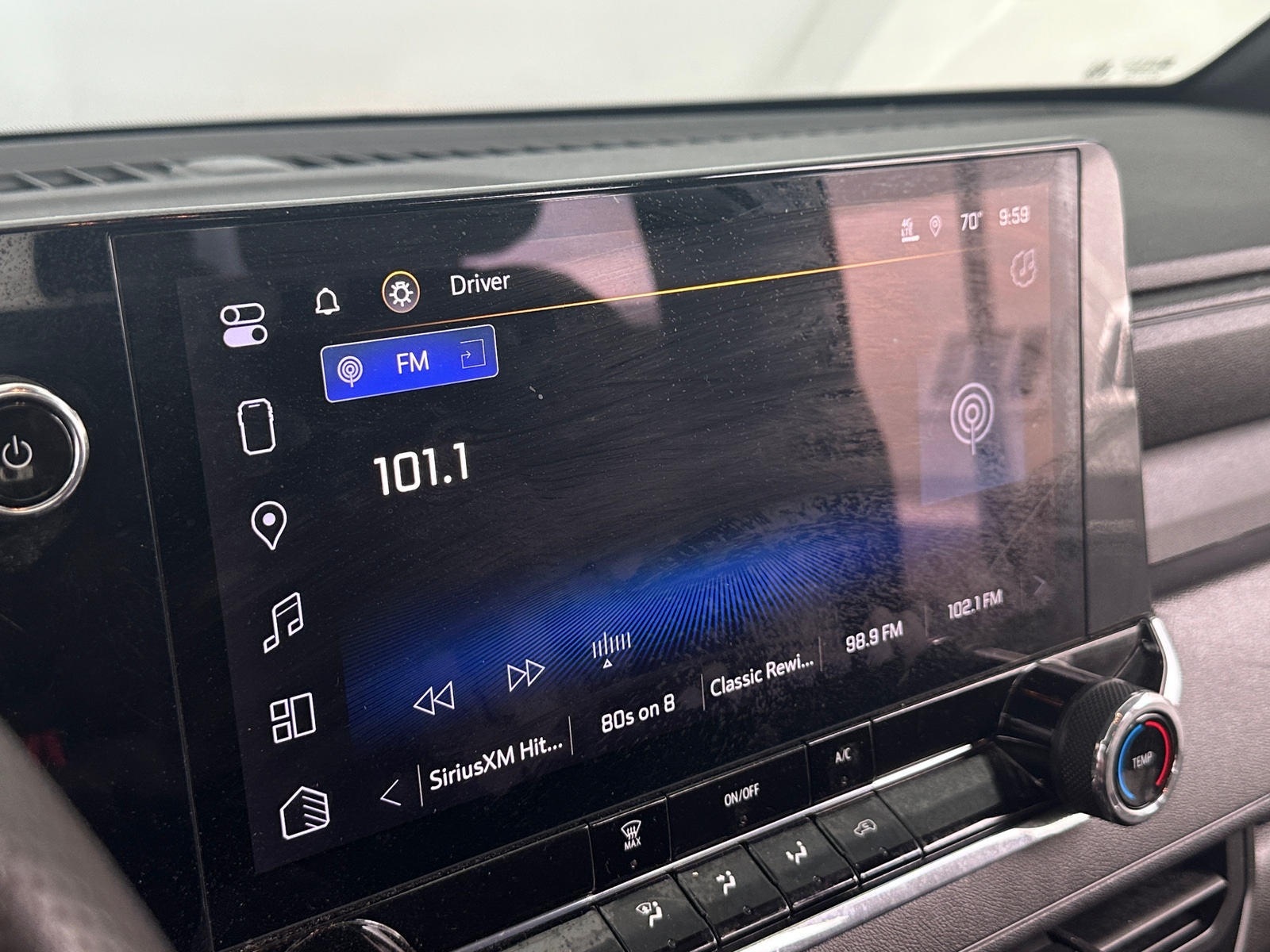 Thumbnail: 2024 Chevrolet Colorado - 4