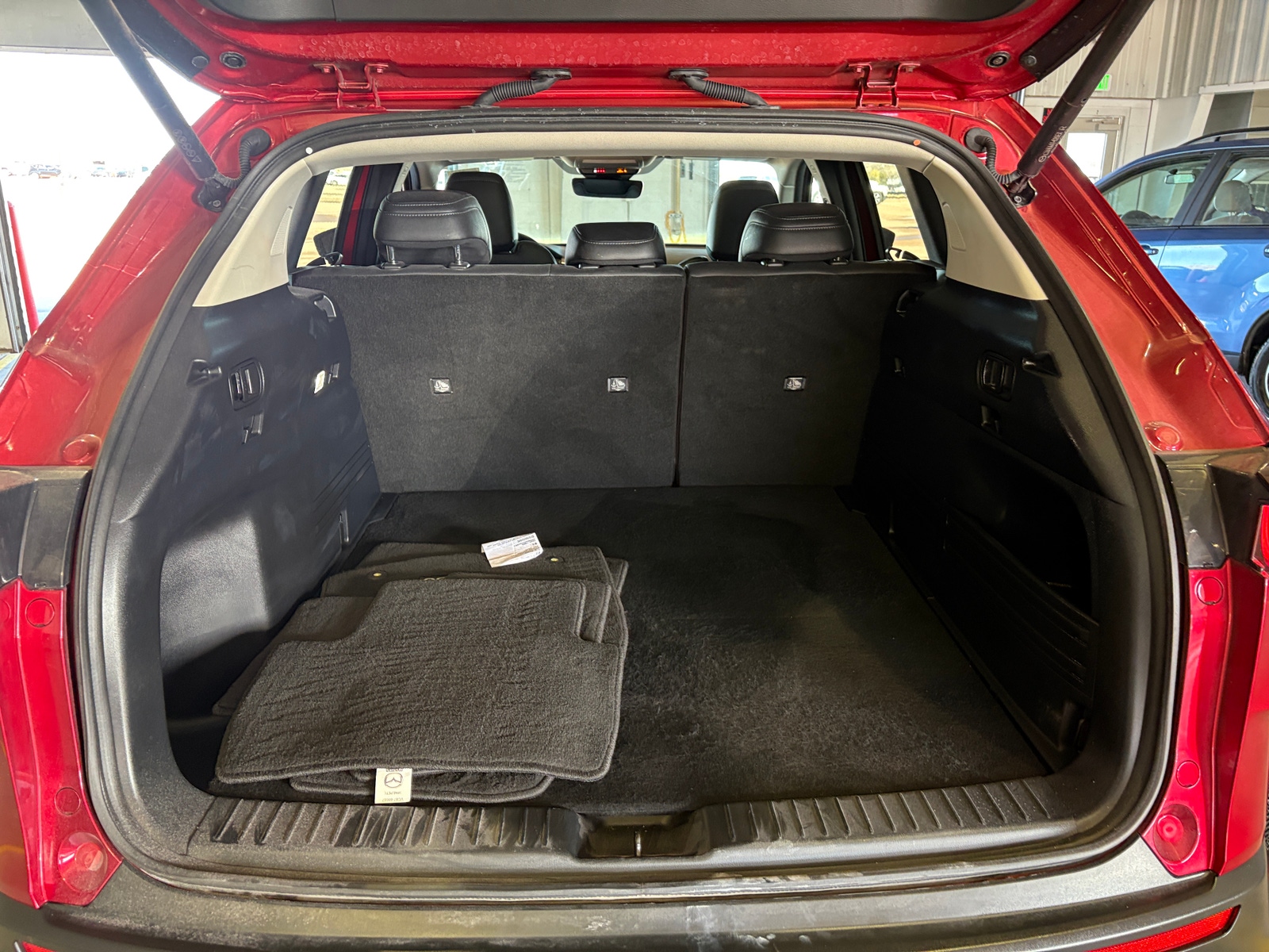 Thumbnail: 2025 Mazda CX-50 - 6