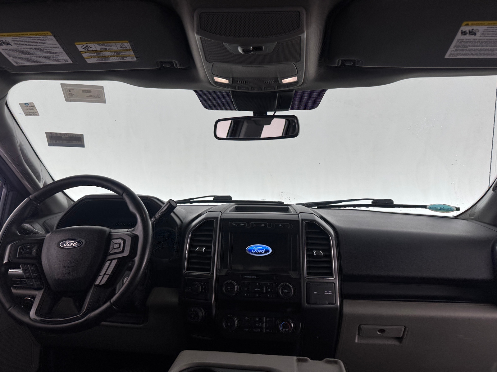 Thumbnail: 2019 Ford Econoline - 3