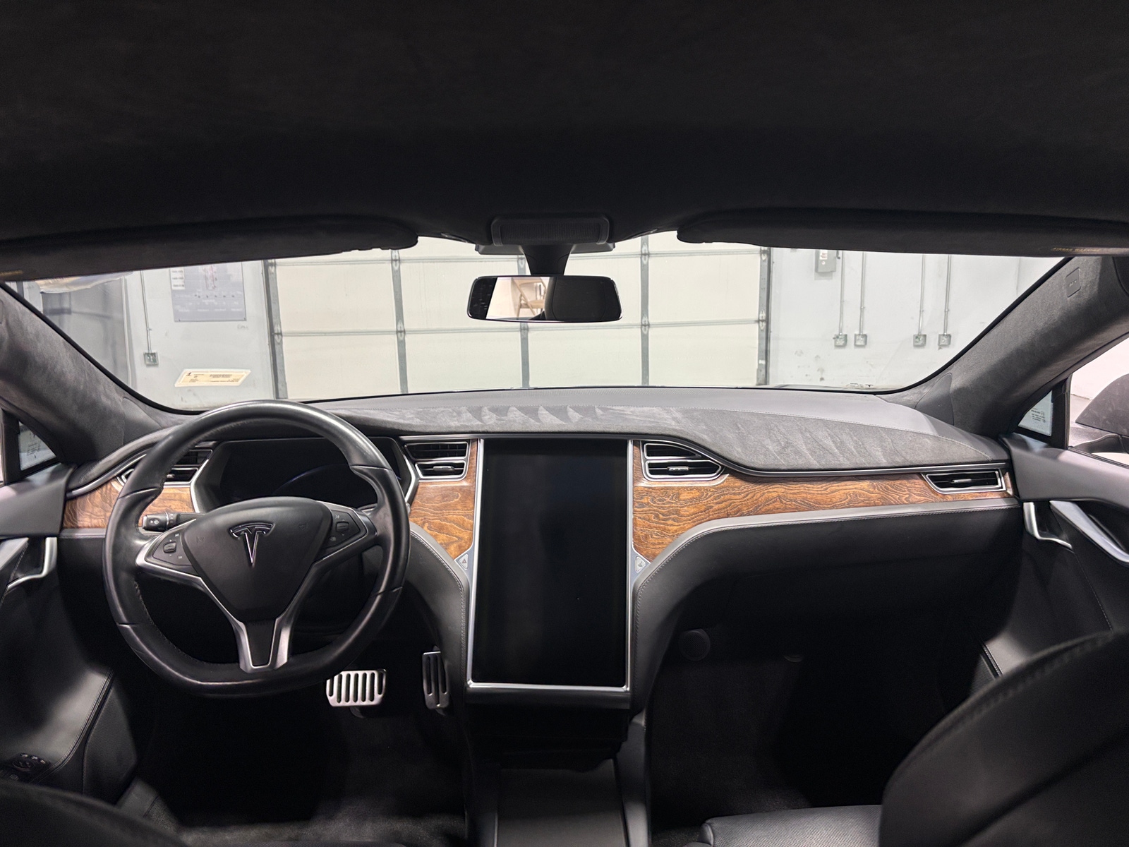 Thumbnail: 2017 Tesla Model S - 2