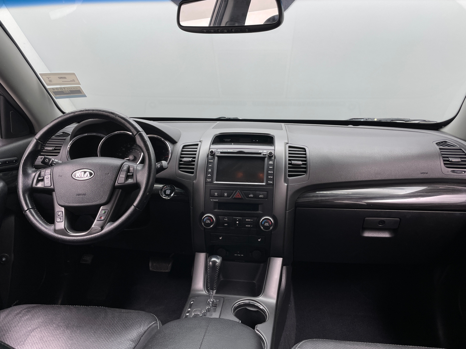 Thumbnail: 2013 Kia Sorento - 2