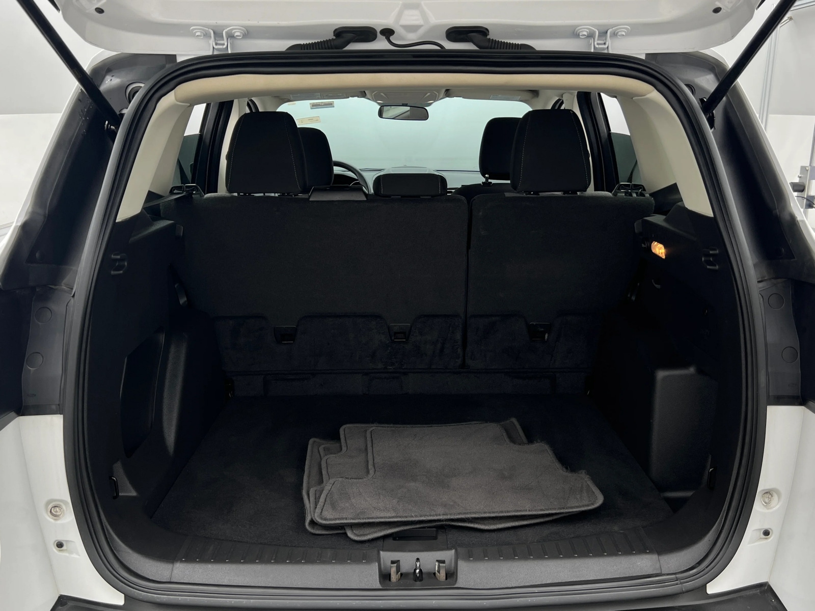 Thumbnail: 2019 Ford Escape - 7