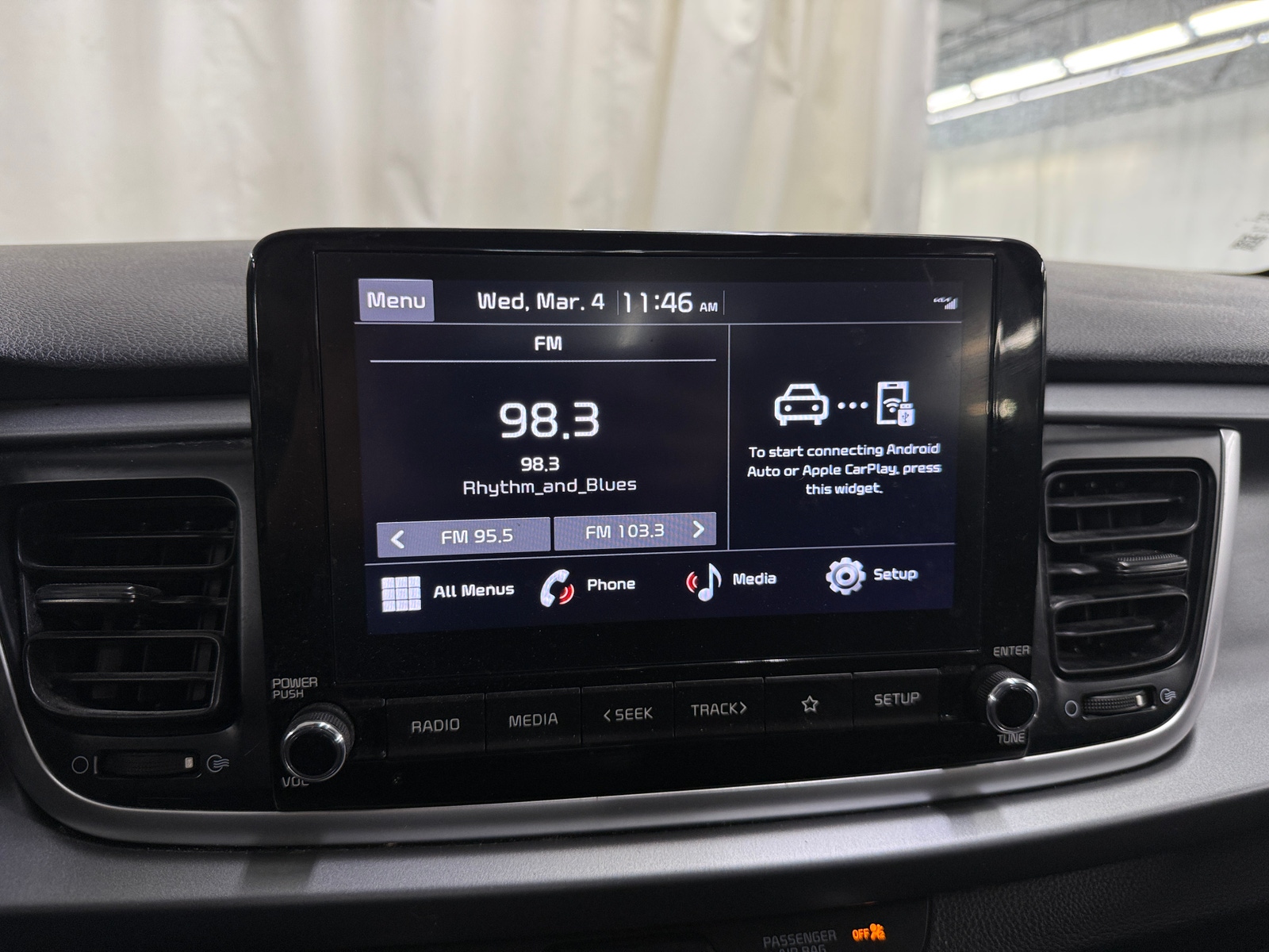 Thumbnail: 2023 Kia Rio - 4