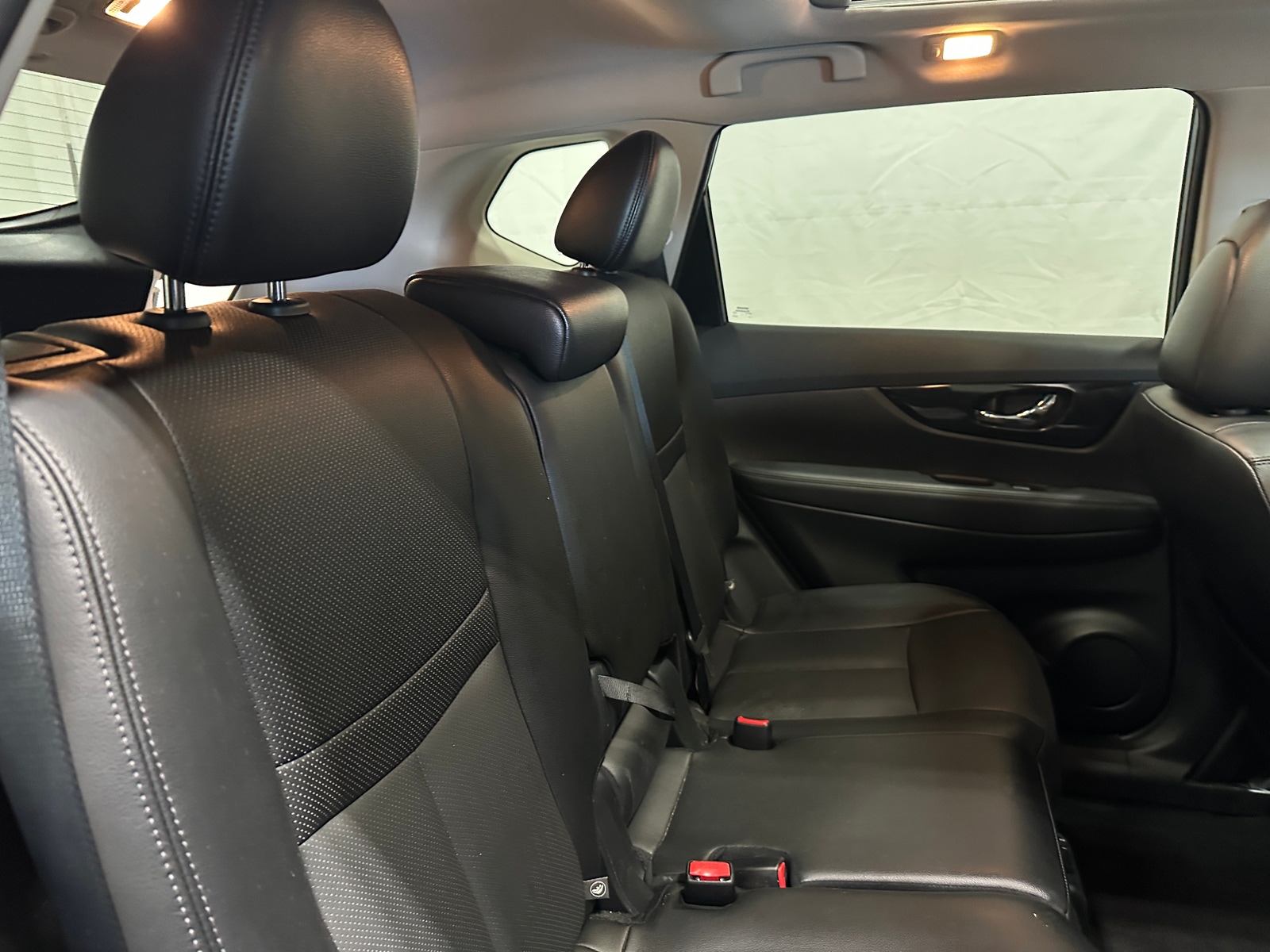 Thumbnail: 2017 Nissan Rogue - 6