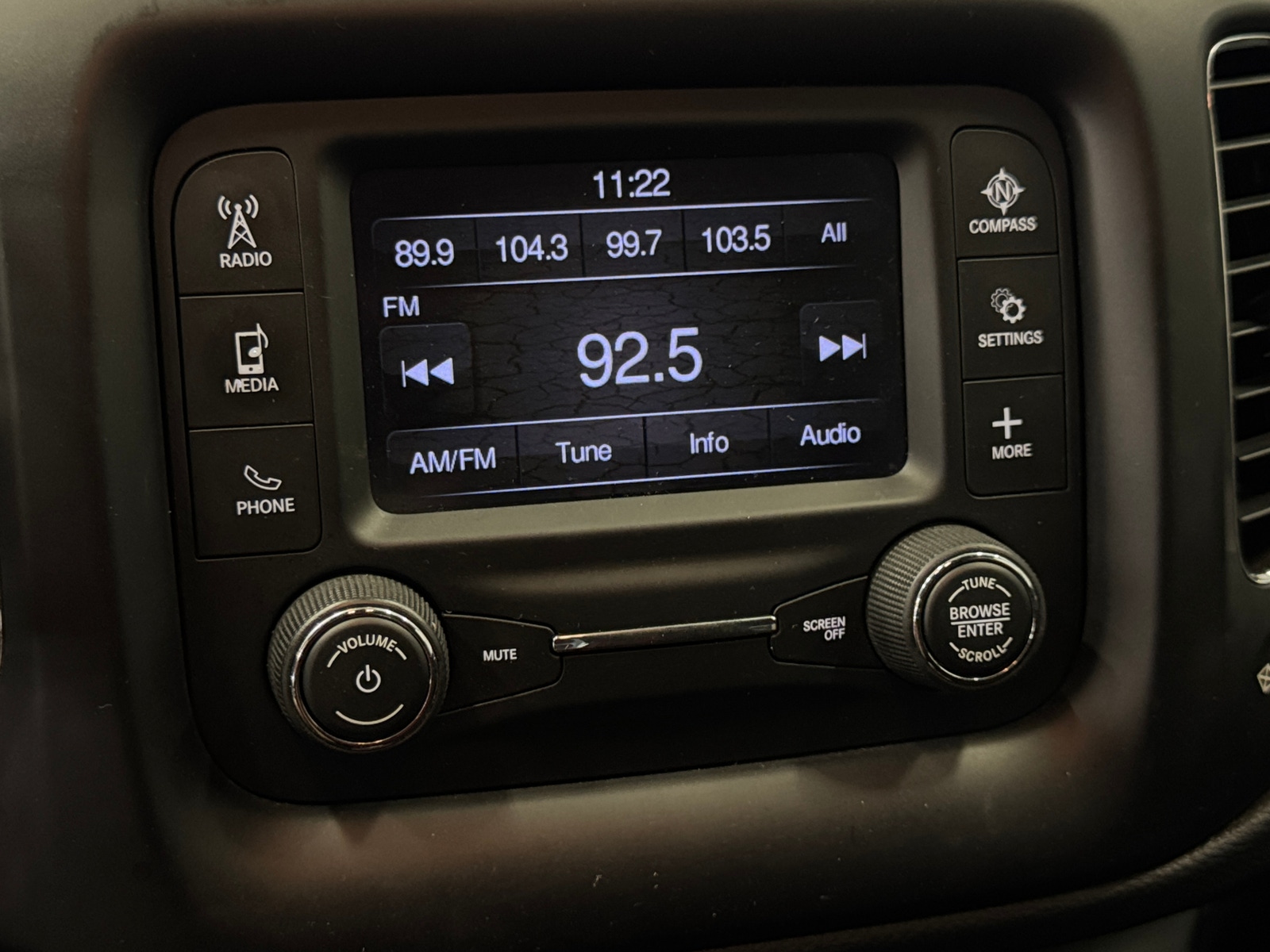 Thumbnail: 2018 Jeep Compass - 4