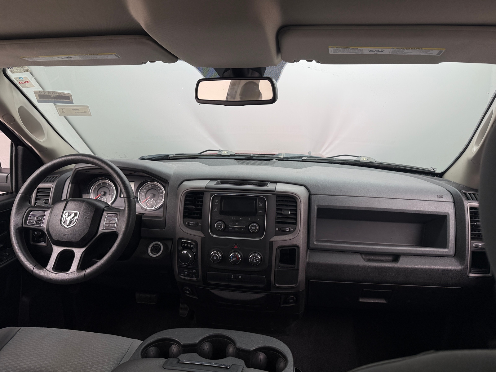 Thumbnail: 2019 RAM 1500 Classic - 3