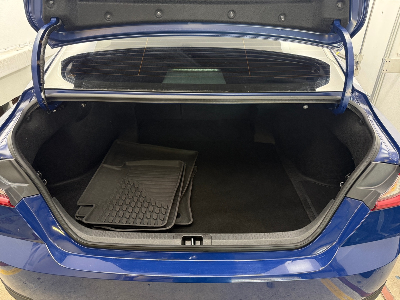 Thumbnail: 2025 Toyota Camry - 7