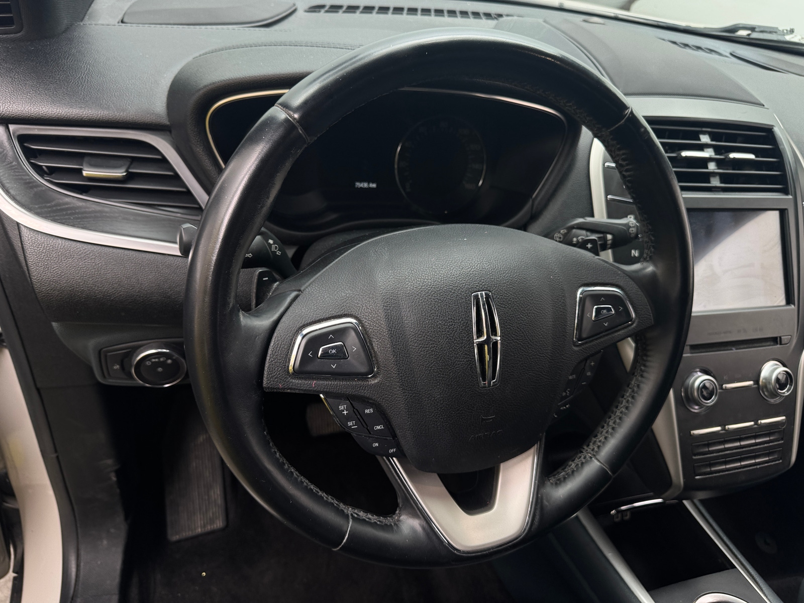 Thumbnail: 2019 Lincoln MKC - 4