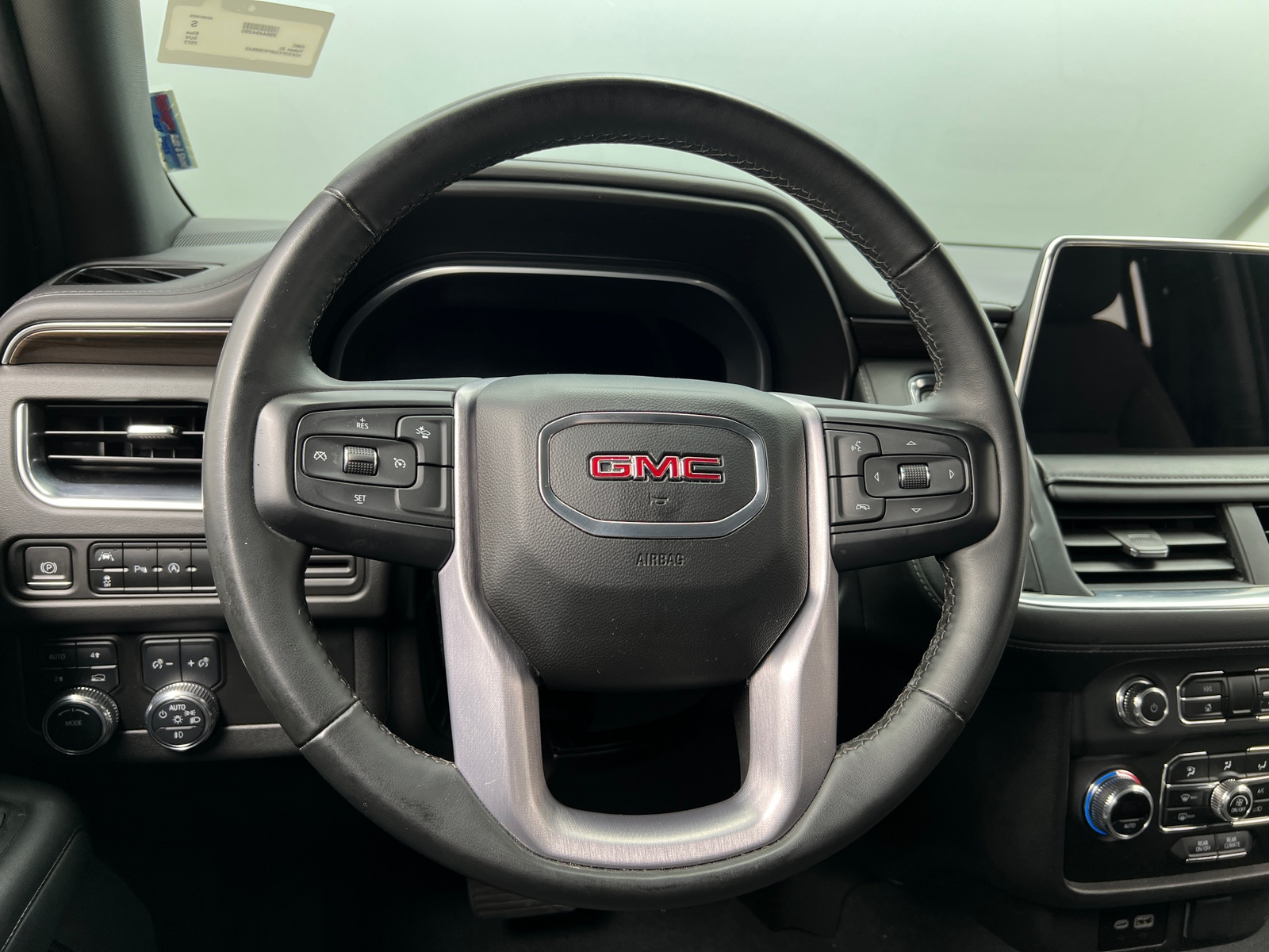 Thumbnail: 2023 GMC Yukon XL - 5