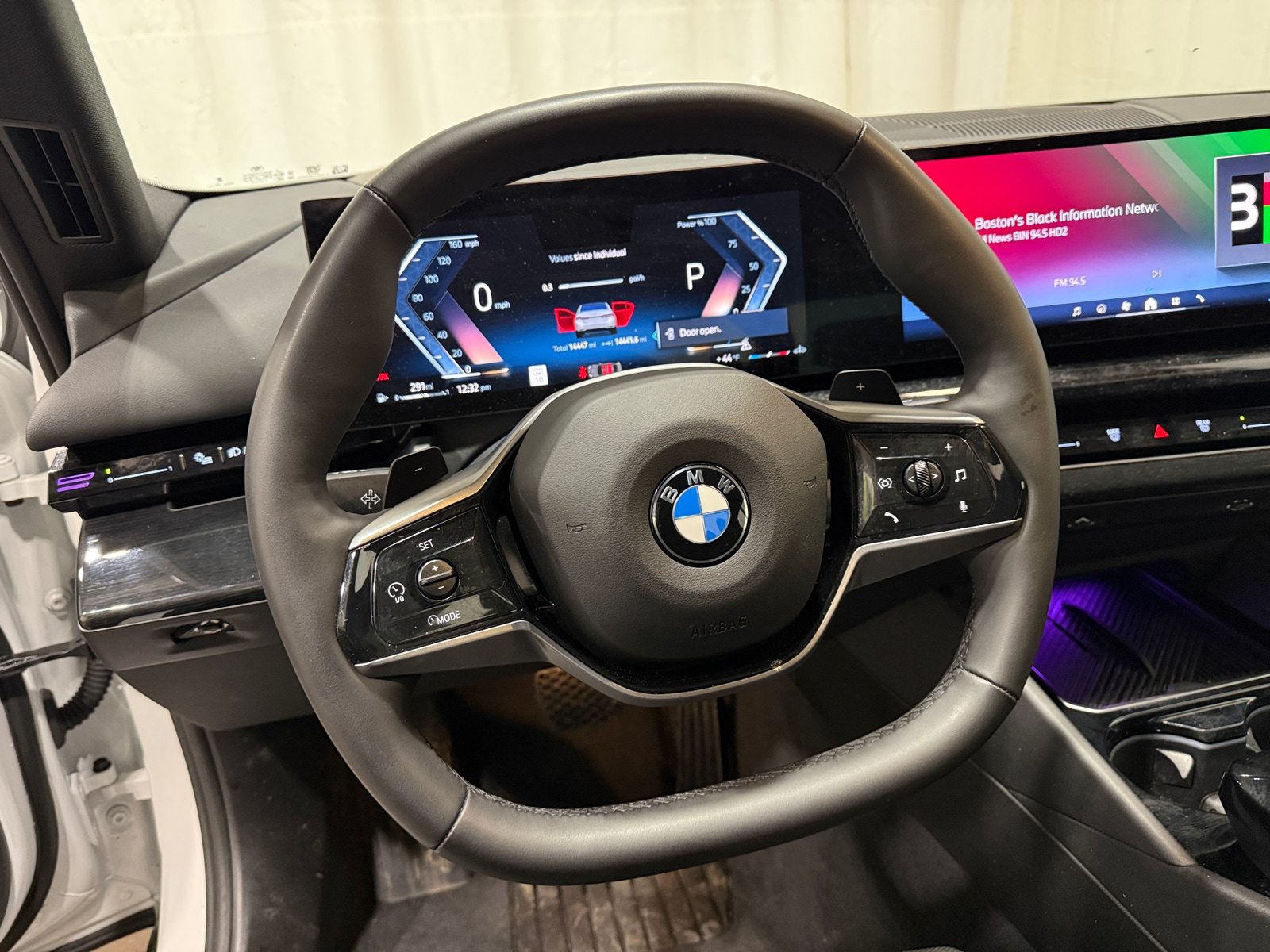 Thumbnail: 2026 BMW 5 Series - 4