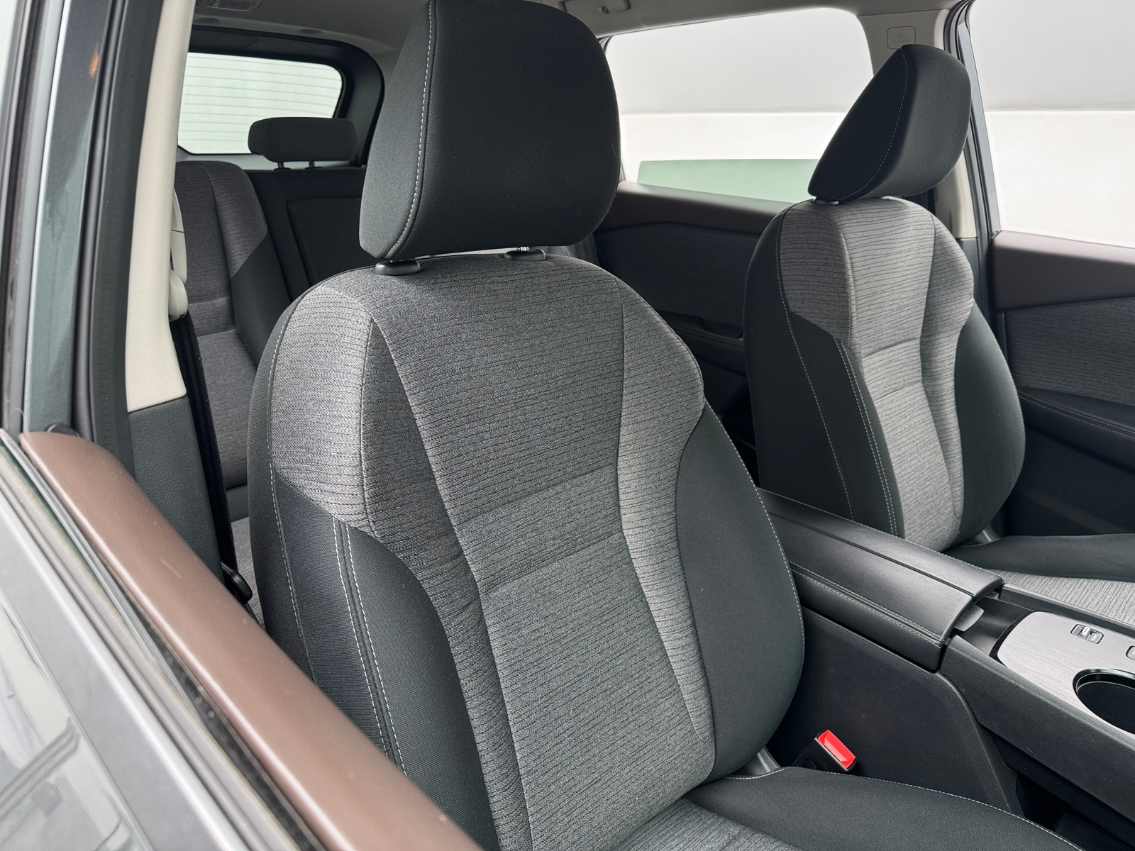 Thumbnail: 2022 Nissan Rogue - 2