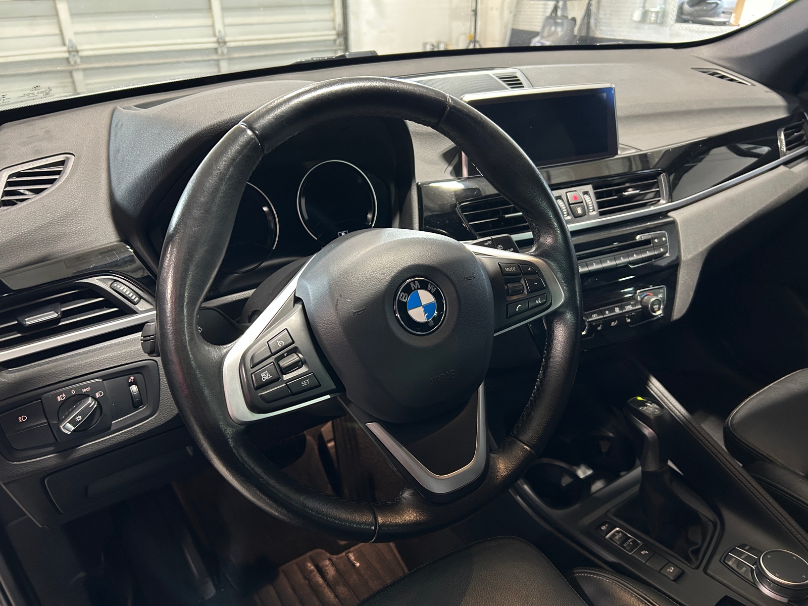 Thumbnail: 2019 BMW X1 - 4