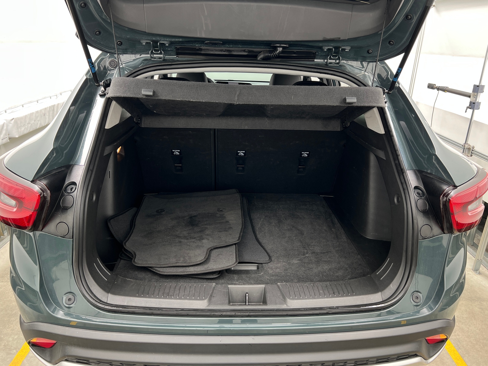 Thumbnail: 2025 Chevrolet Trax - 7