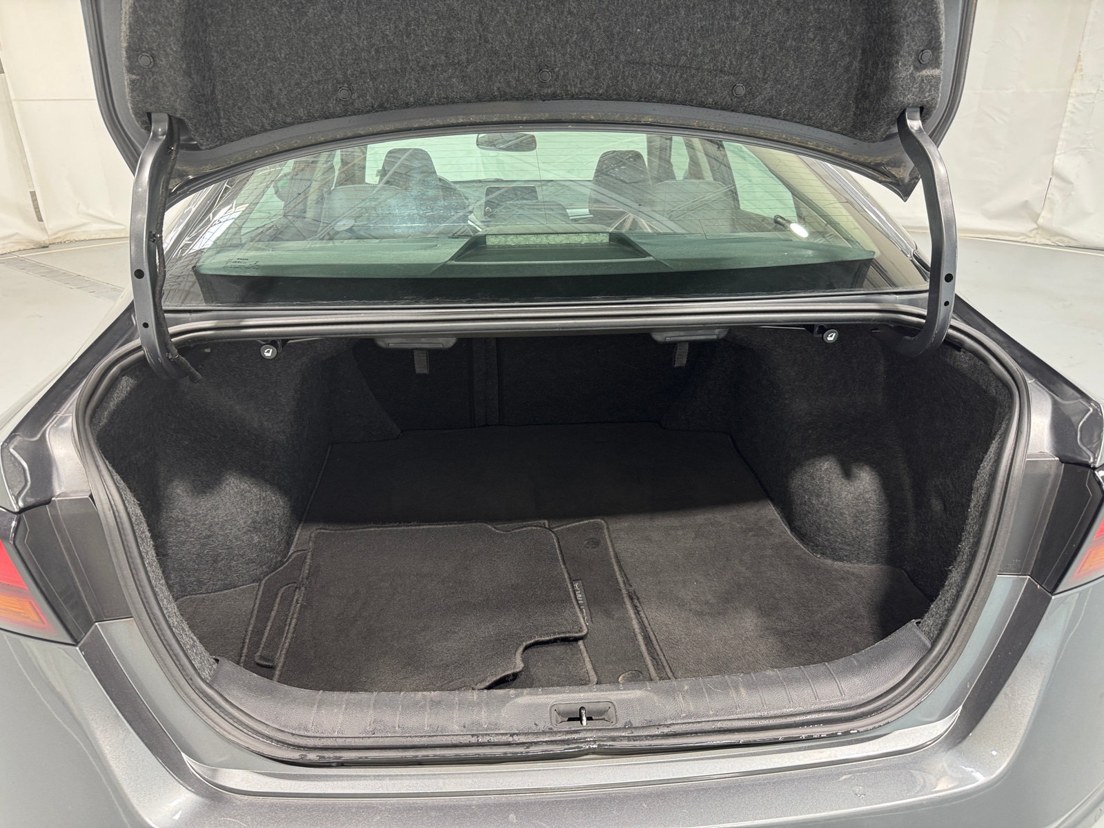 Thumbnail: 2019 Nissan Altima - 6