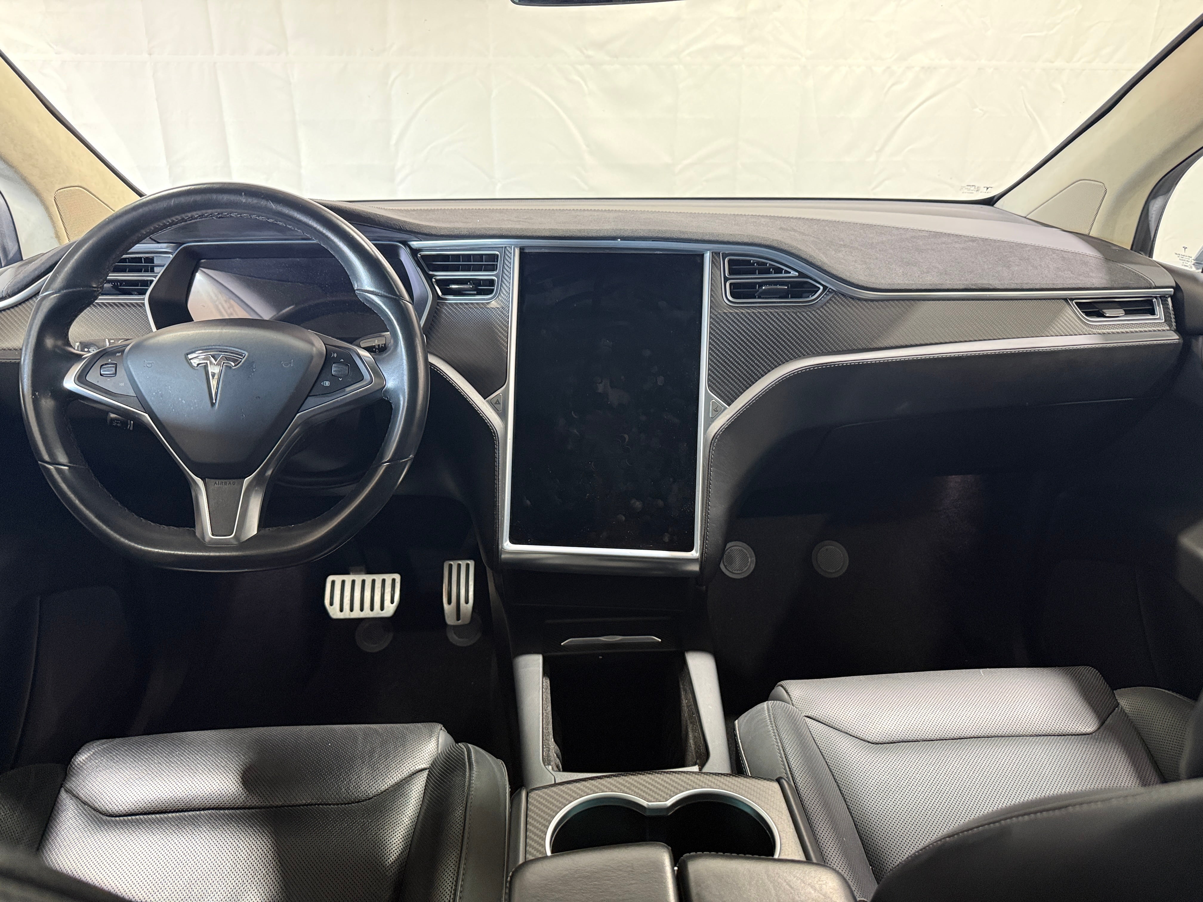Used 2016 Tesla Model X P90D with VIN 5YJXCBE46GF006880 for sale in Pewaukee, WI