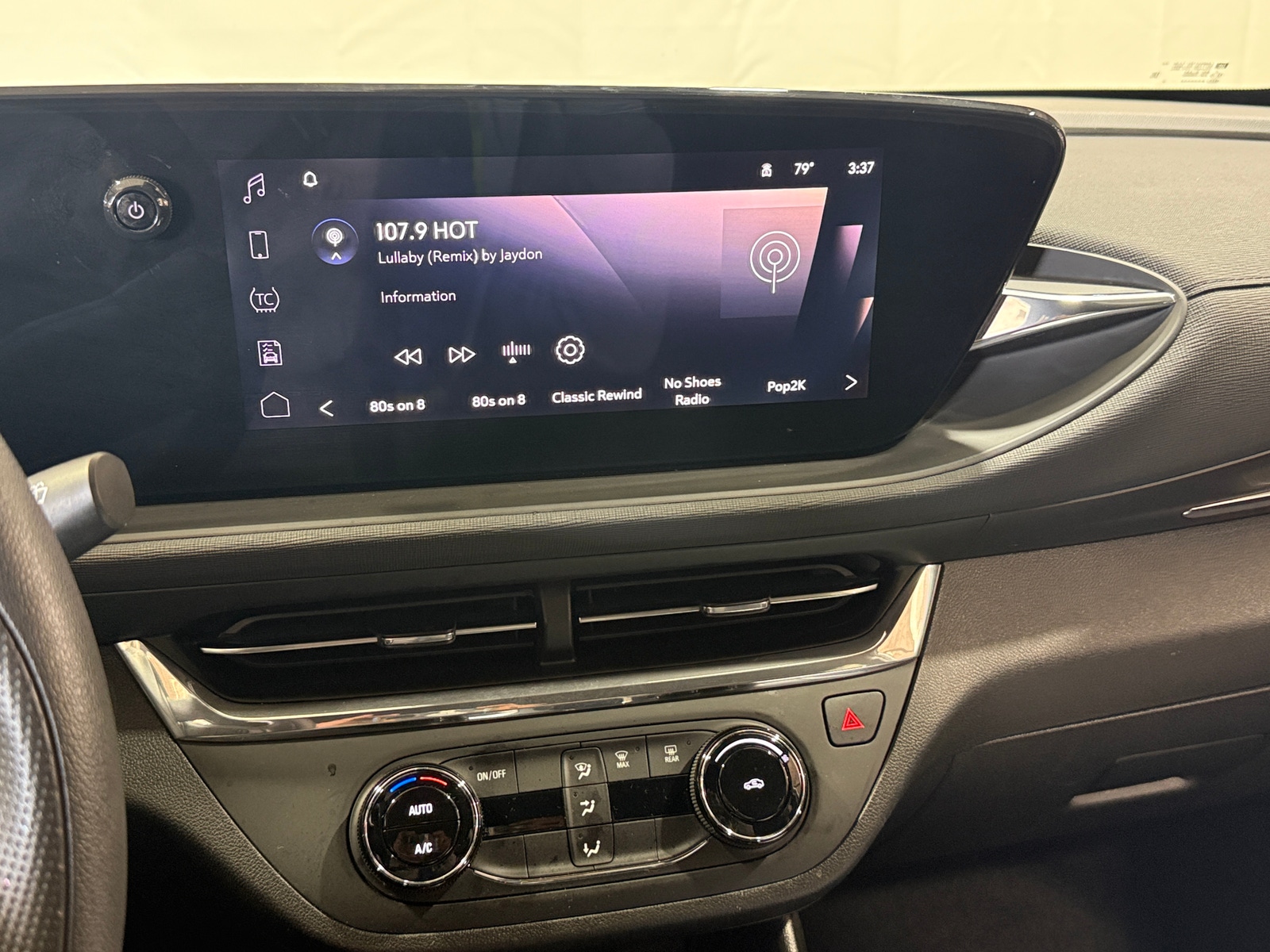 Thumbnail: 2025 Buick Envista - 4