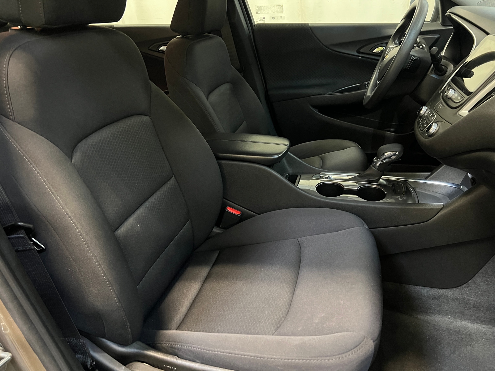 Thumbnail: 2024 Chevrolet Malibu - 2