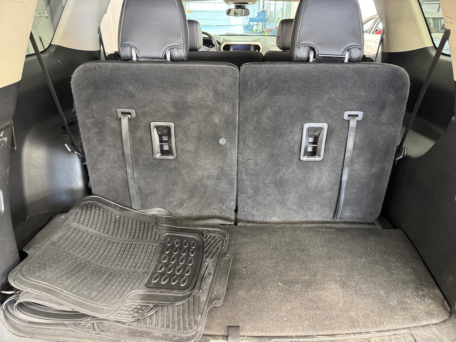 Thumbnail: 2021 GMC Acadia - 6