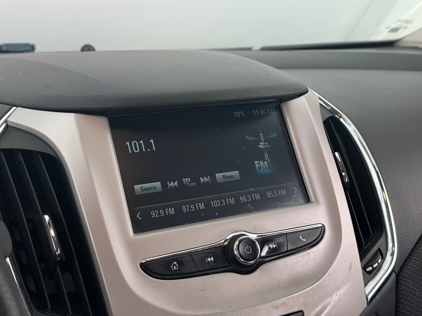 Thumbnail: 2017 Chevrolet Cruze - 4