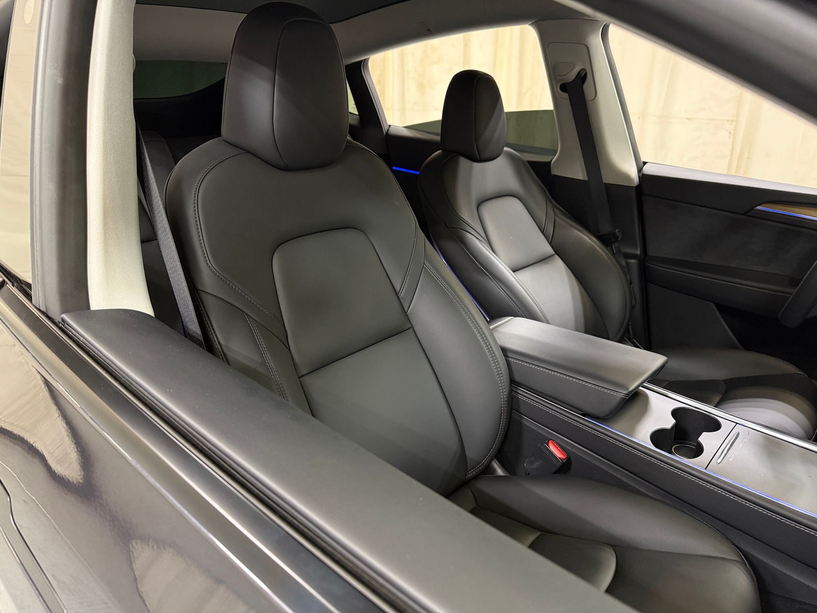 Thumbnail: 2025 Tesla Model Y - 2