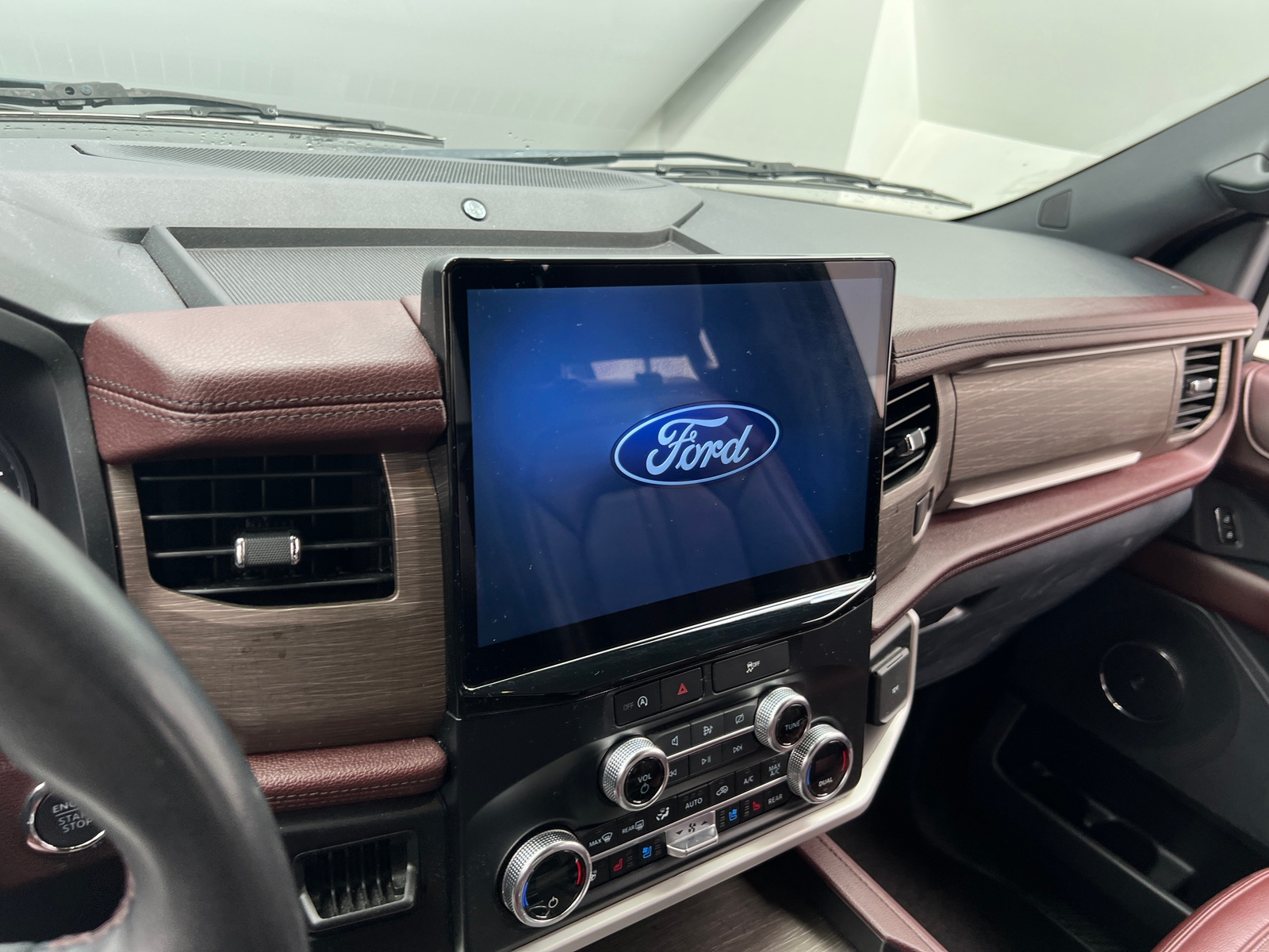 Thumbnail: 2023 Ford Expedition - 3