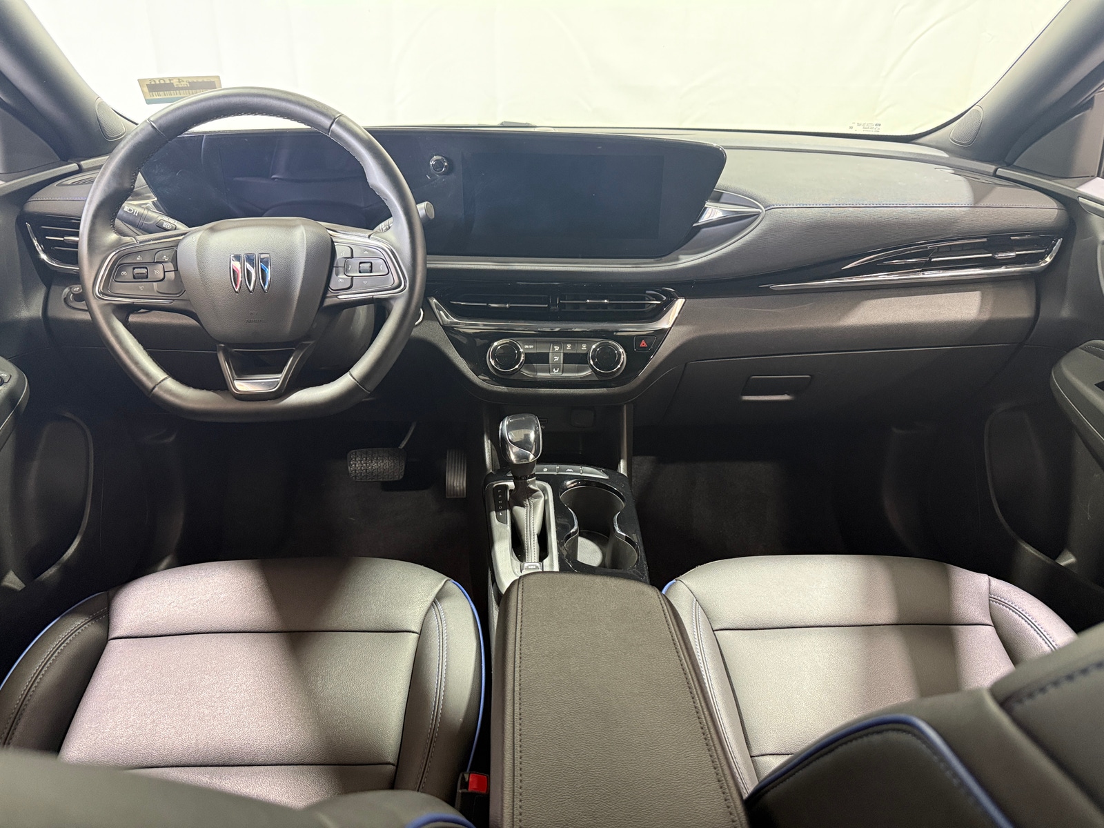 Thumbnail: 2025 Buick Envista - 3