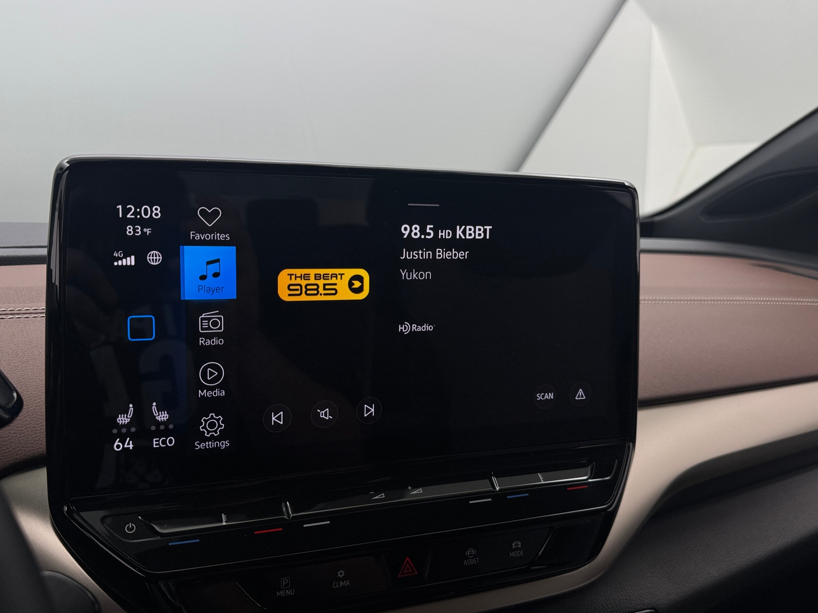 Thumbnail: 2023 Volkswagen ID.4 - 4