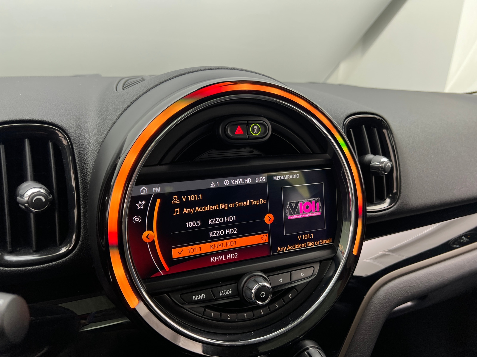 Thumbnail: 2020 MINI Cooper Countryman - 3