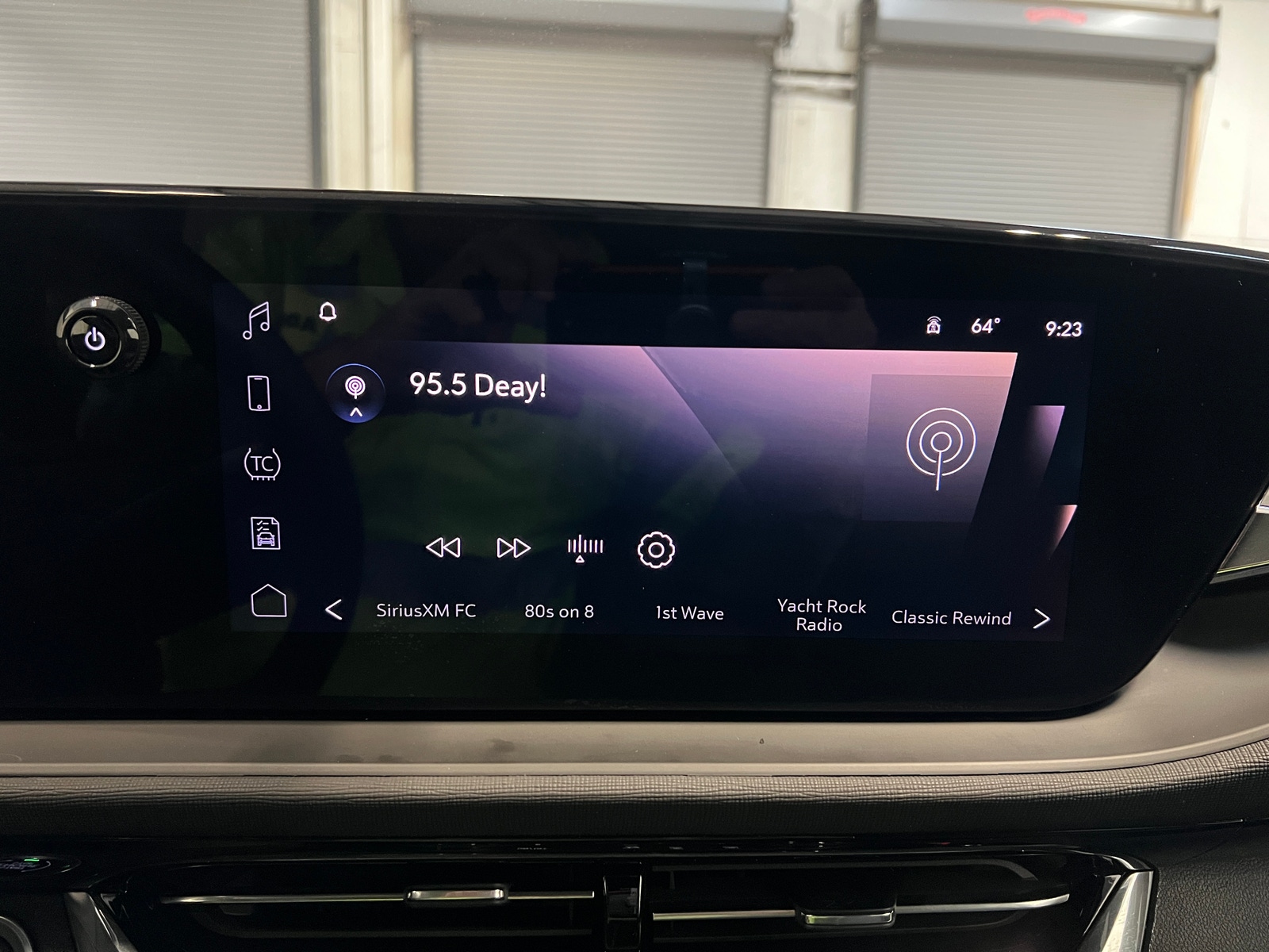 Thumbnail: 2025 Buick Envista - 3