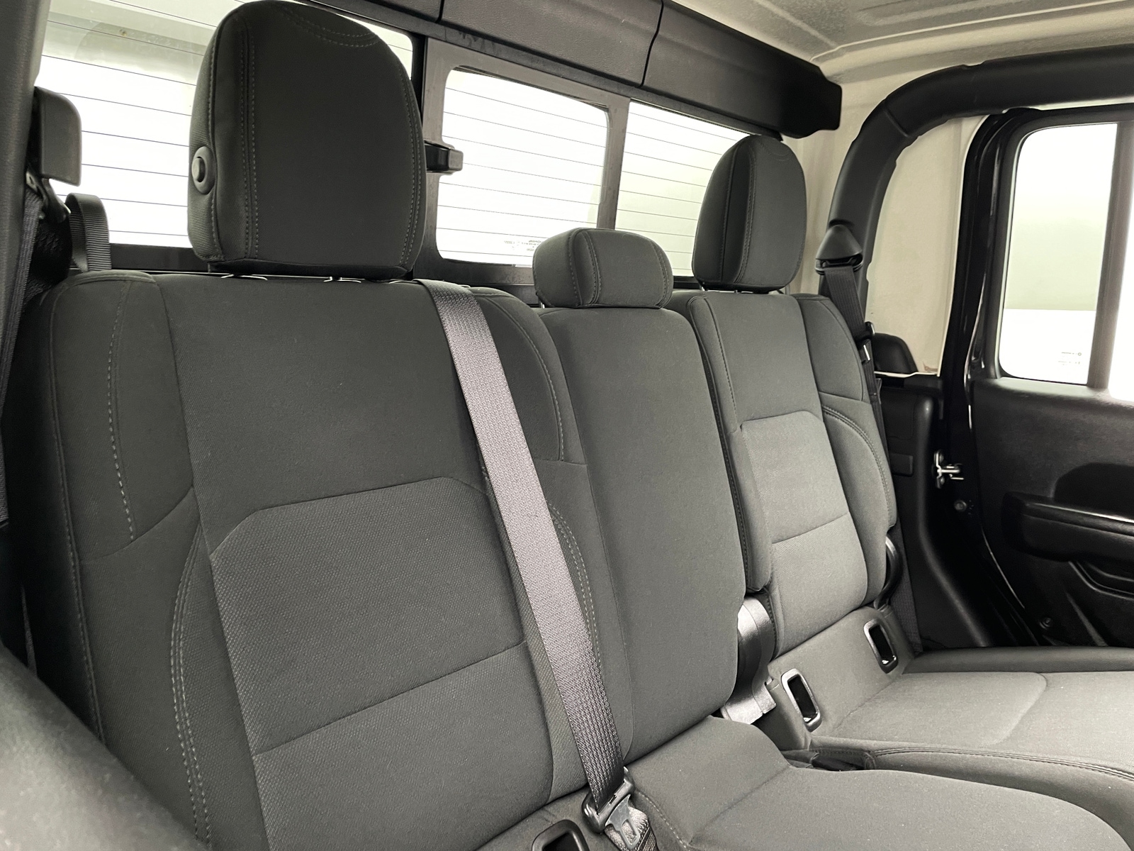 Thumbnail: 2021 Jeep Gladiator - 6