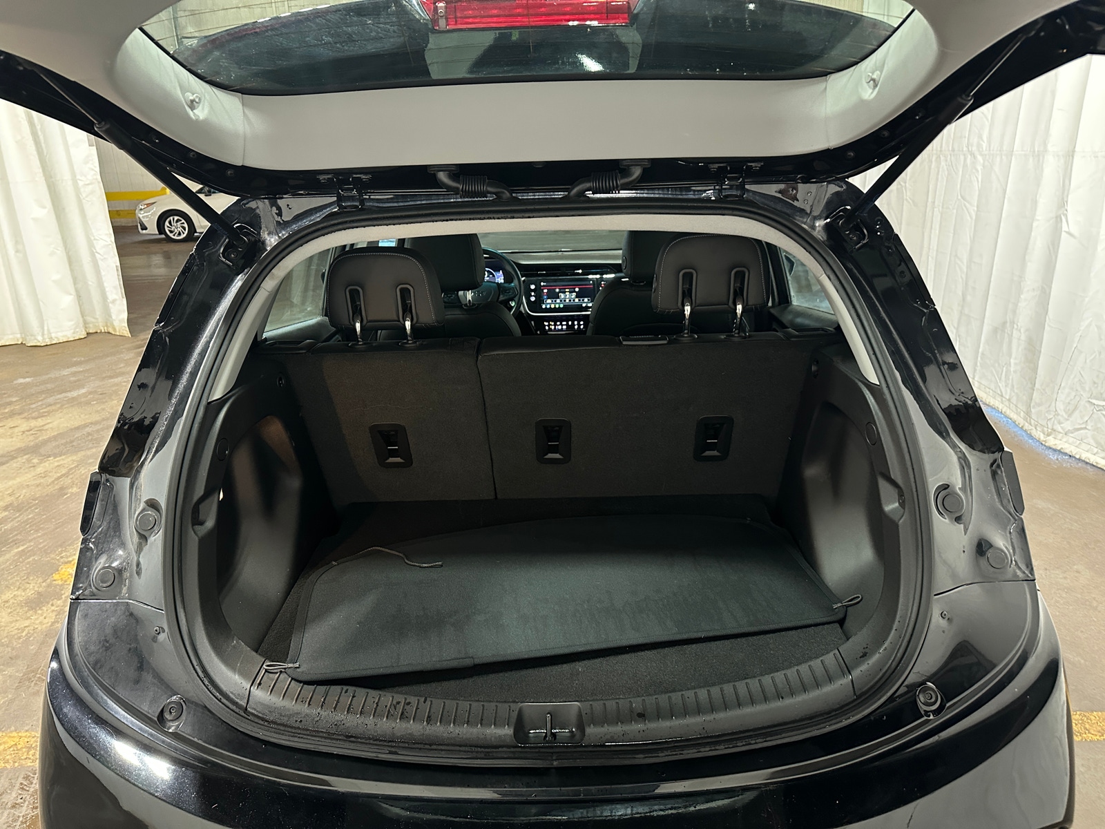 Thumbnail: 2023 Chevrolet Bolt EV - 6