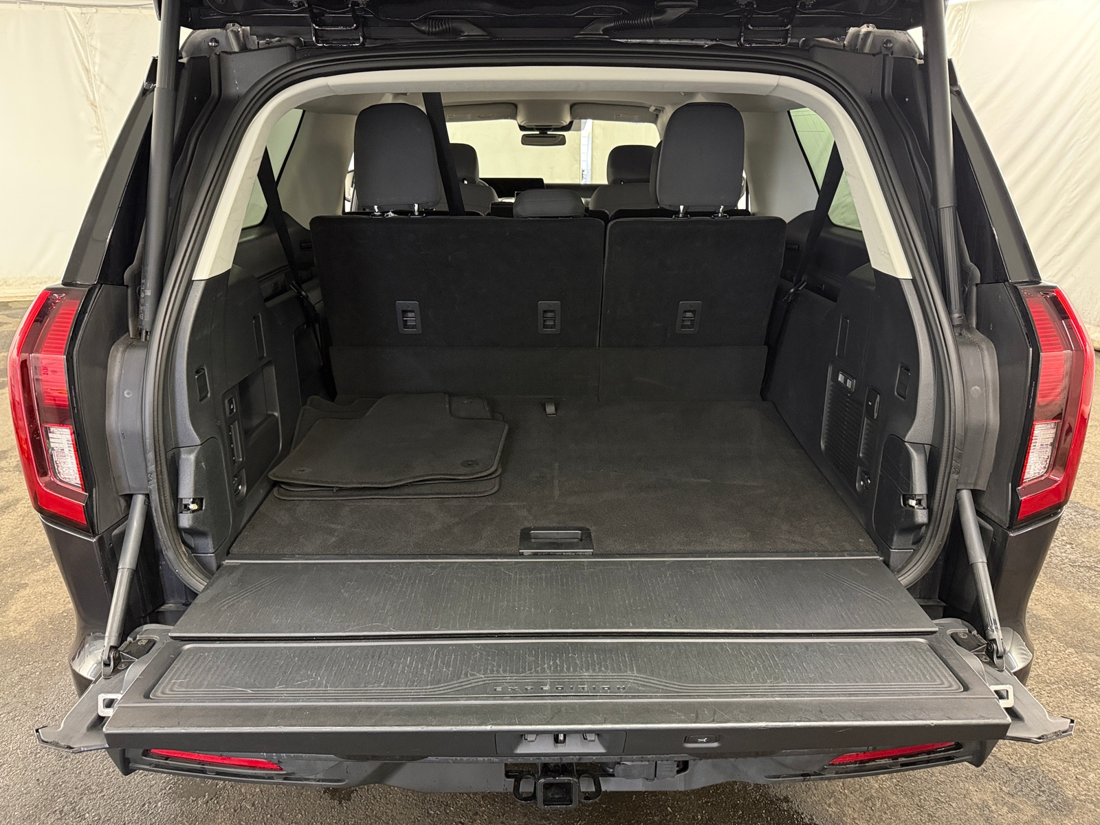 Thumbnail: 2025 Ford Expedition MAX - 7