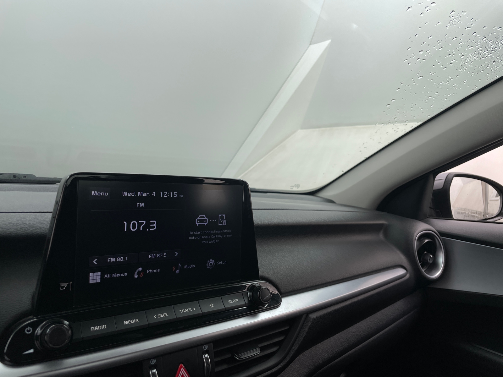 Thumbnail: 2023 Kia Forte - 4