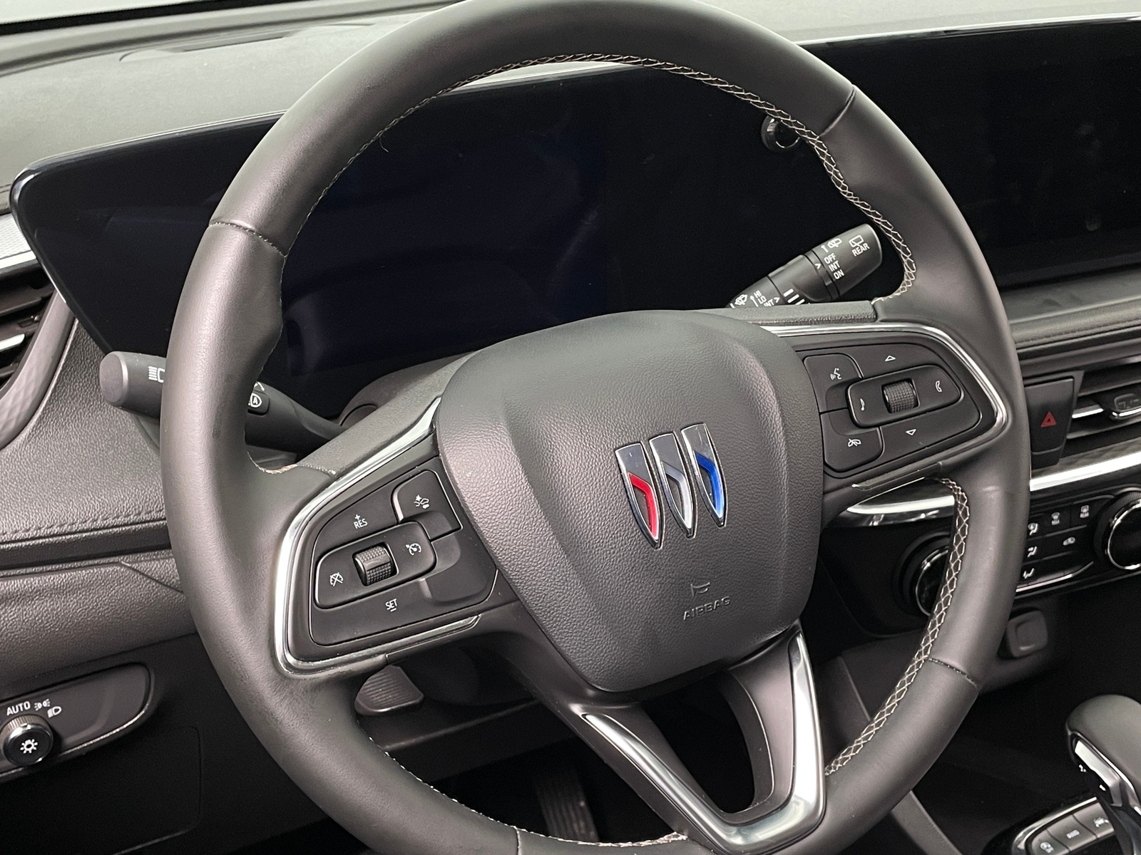 Thumbnail: 2025 Buick Encore GX - 5