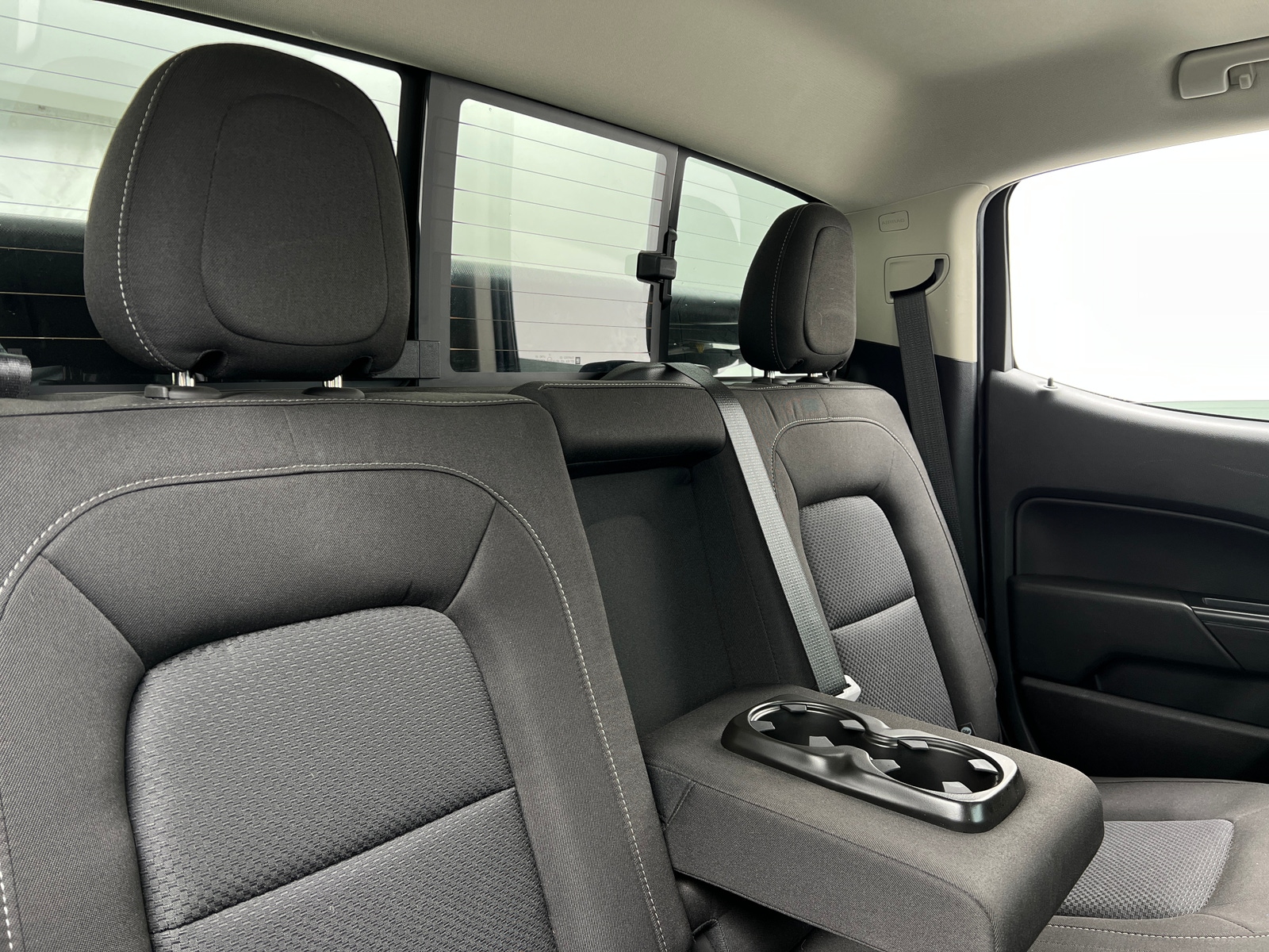 Thumbnail: 2022 Chevrolet Colorado - 6