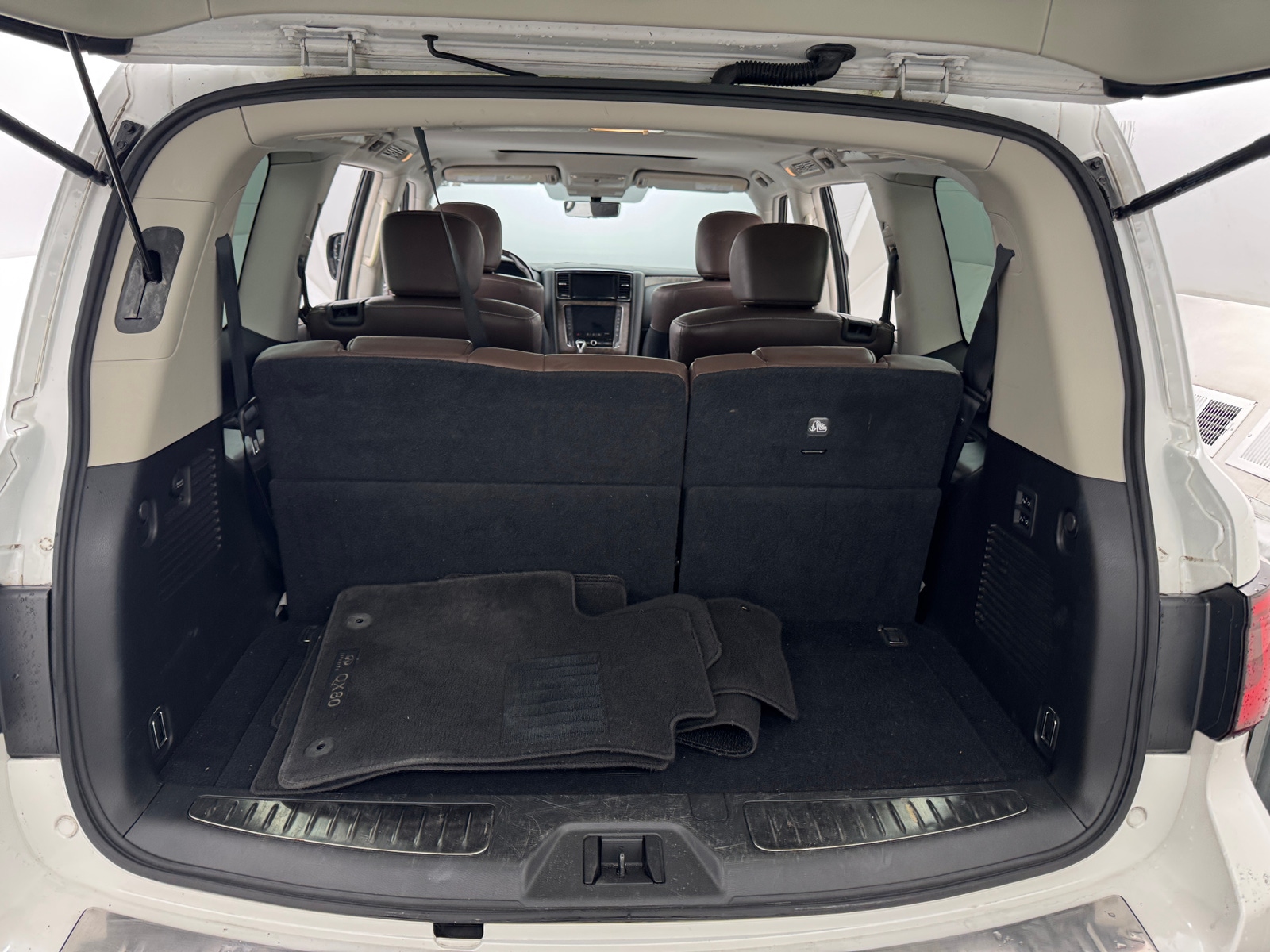 Thumbnail: 2021 INFINITI QX80 - 6