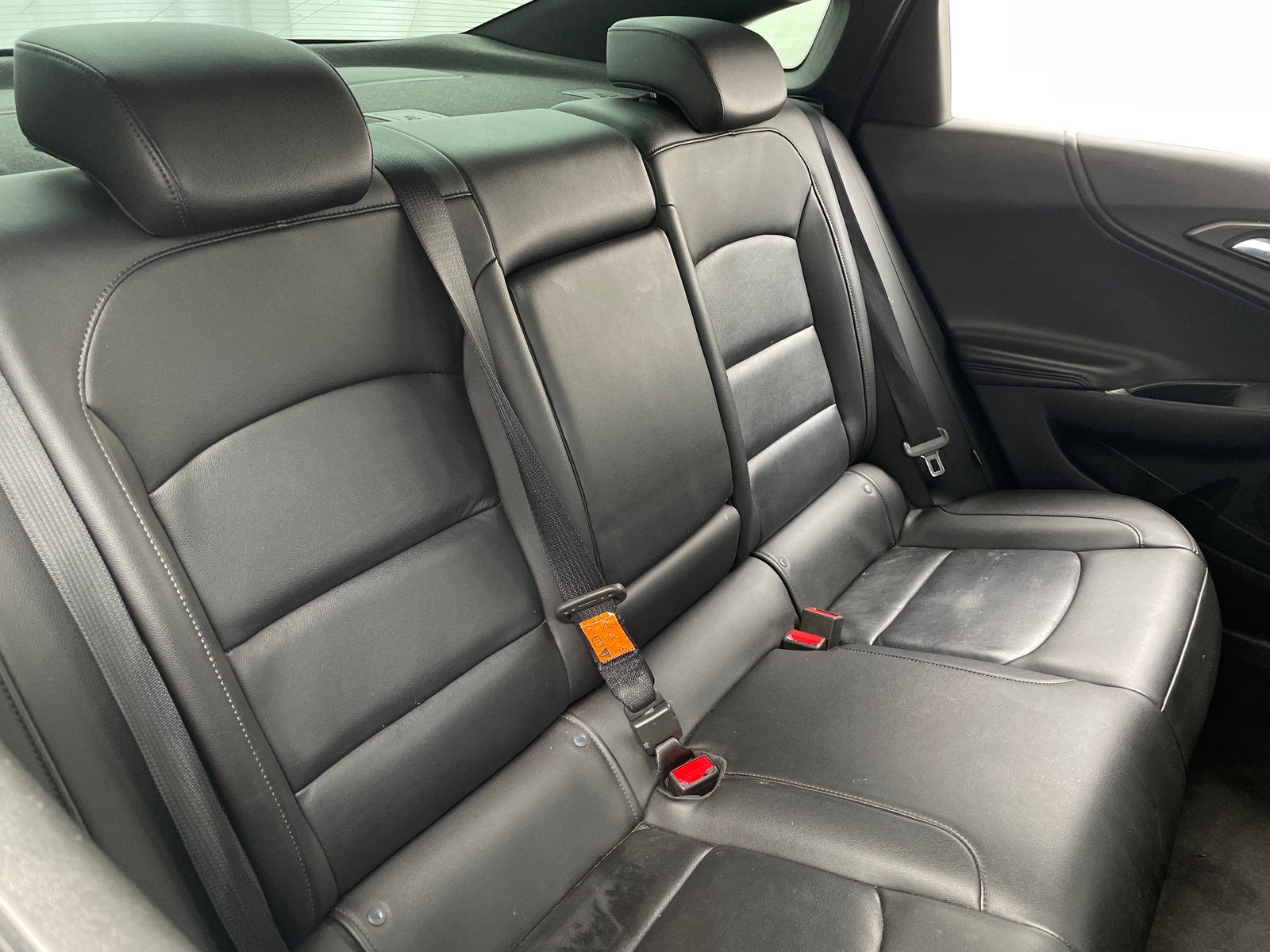 Thumbnail: 2016 Chevrolet Malibu - 6