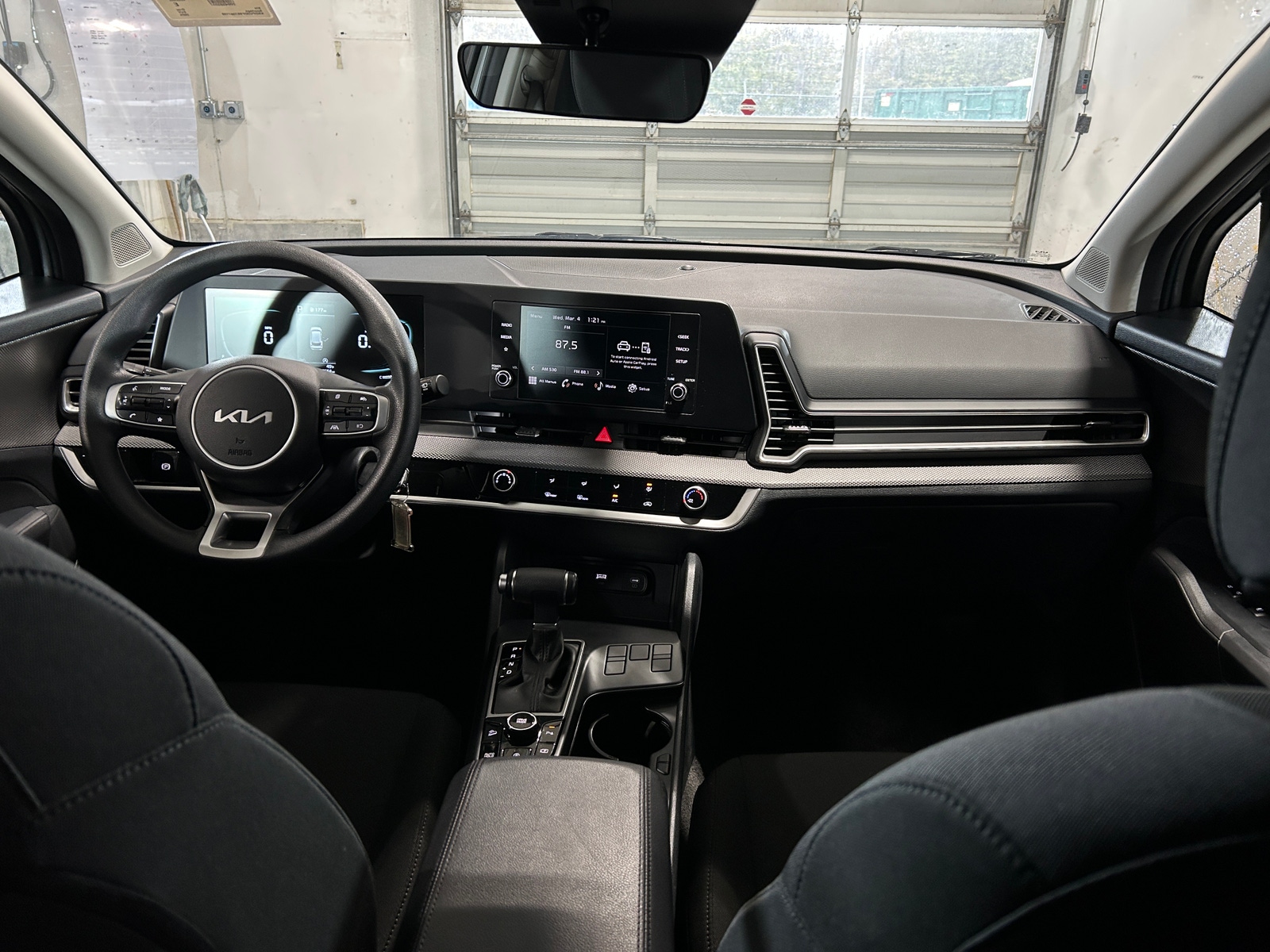 Thumbnail: 2025 Kia Sportage - 3