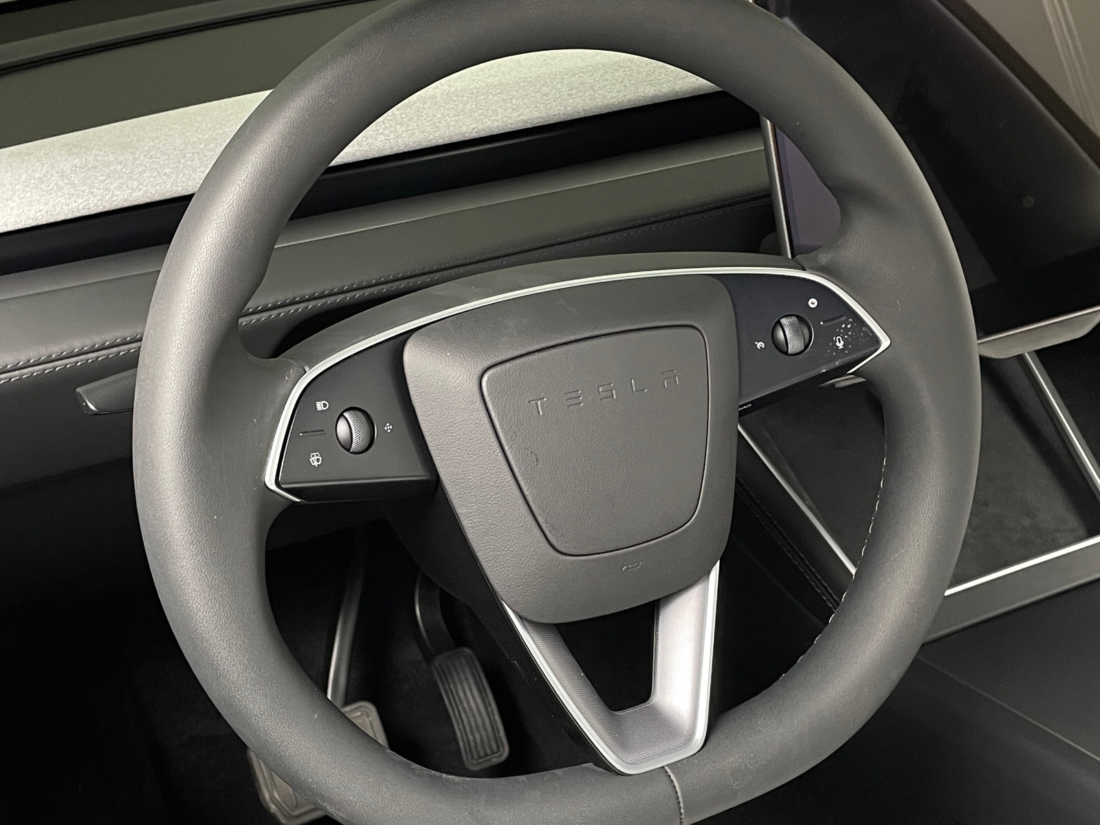 Thumbnail: 2026 Tesla Model Y - 4