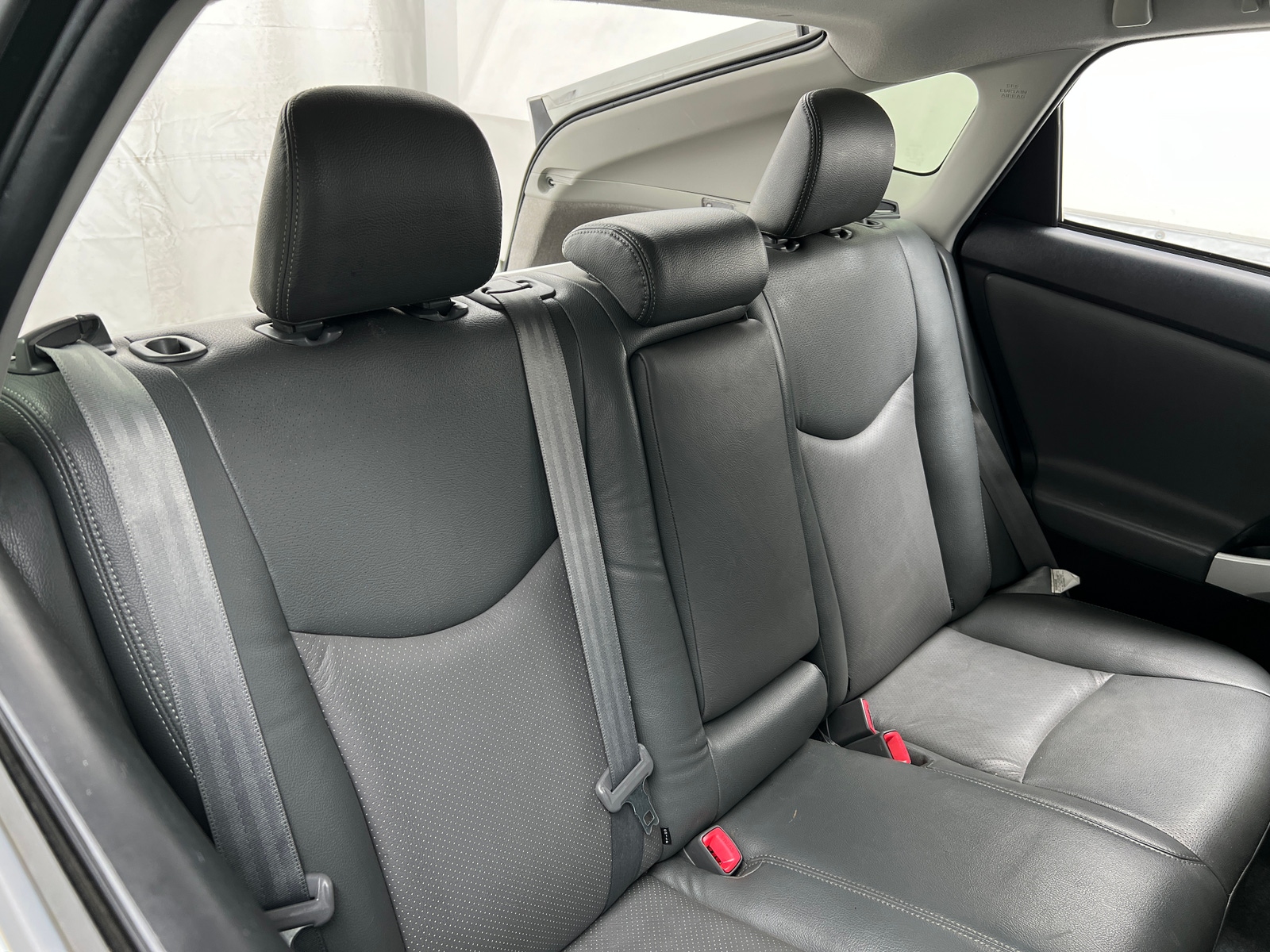 Thumbnail: 2015 Toyota Prius - 6