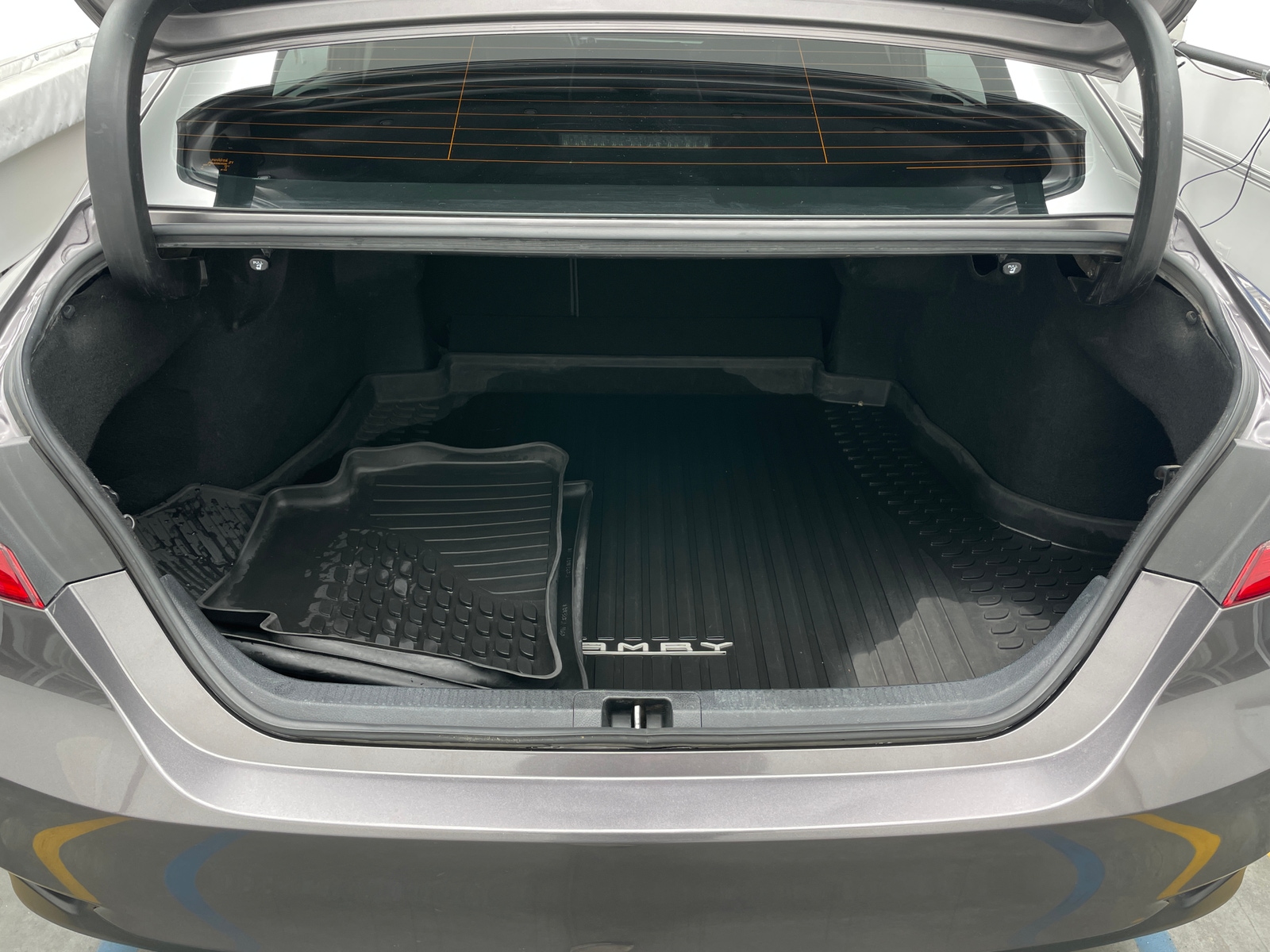 Thumbnail: 2020 Toyota Camry - 7