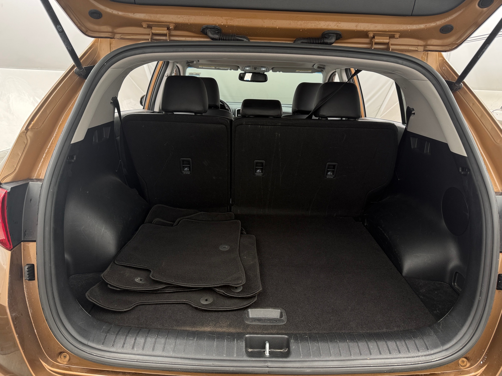 Thumbnail: 2017 Kia Sportage - 6