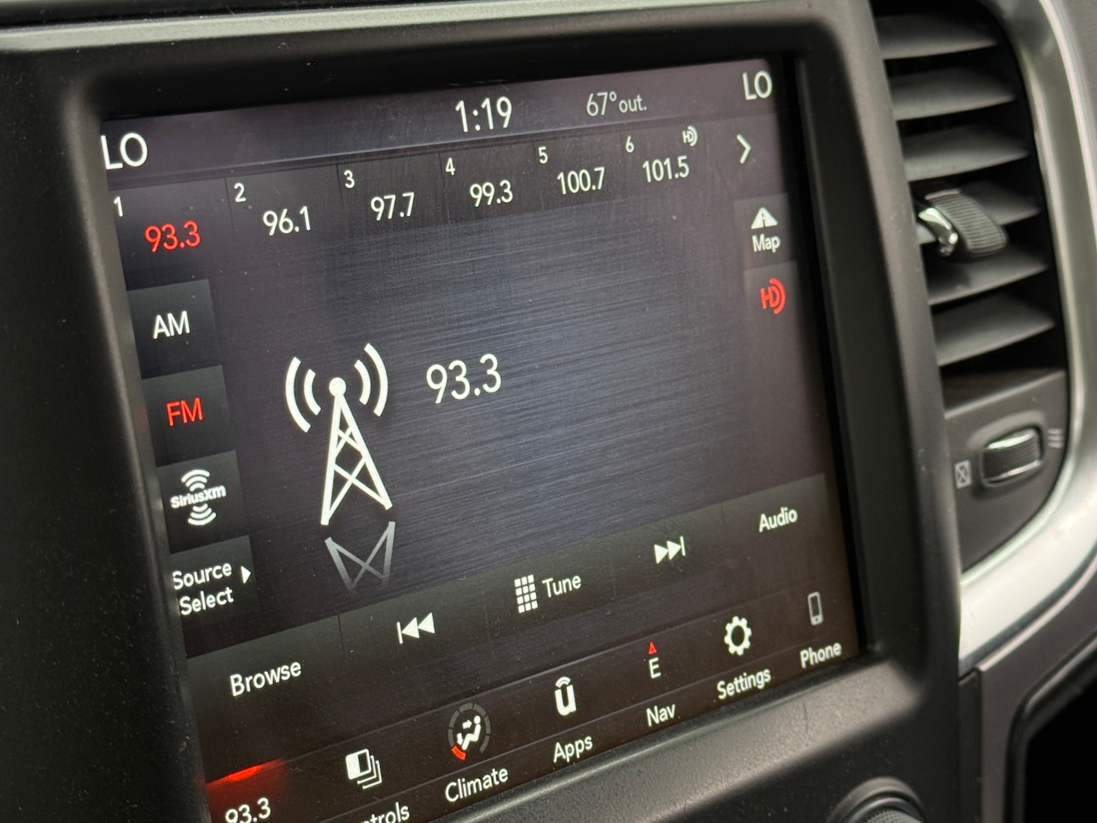 Thumbnail: 2023 RAM 1500 Classic - 4