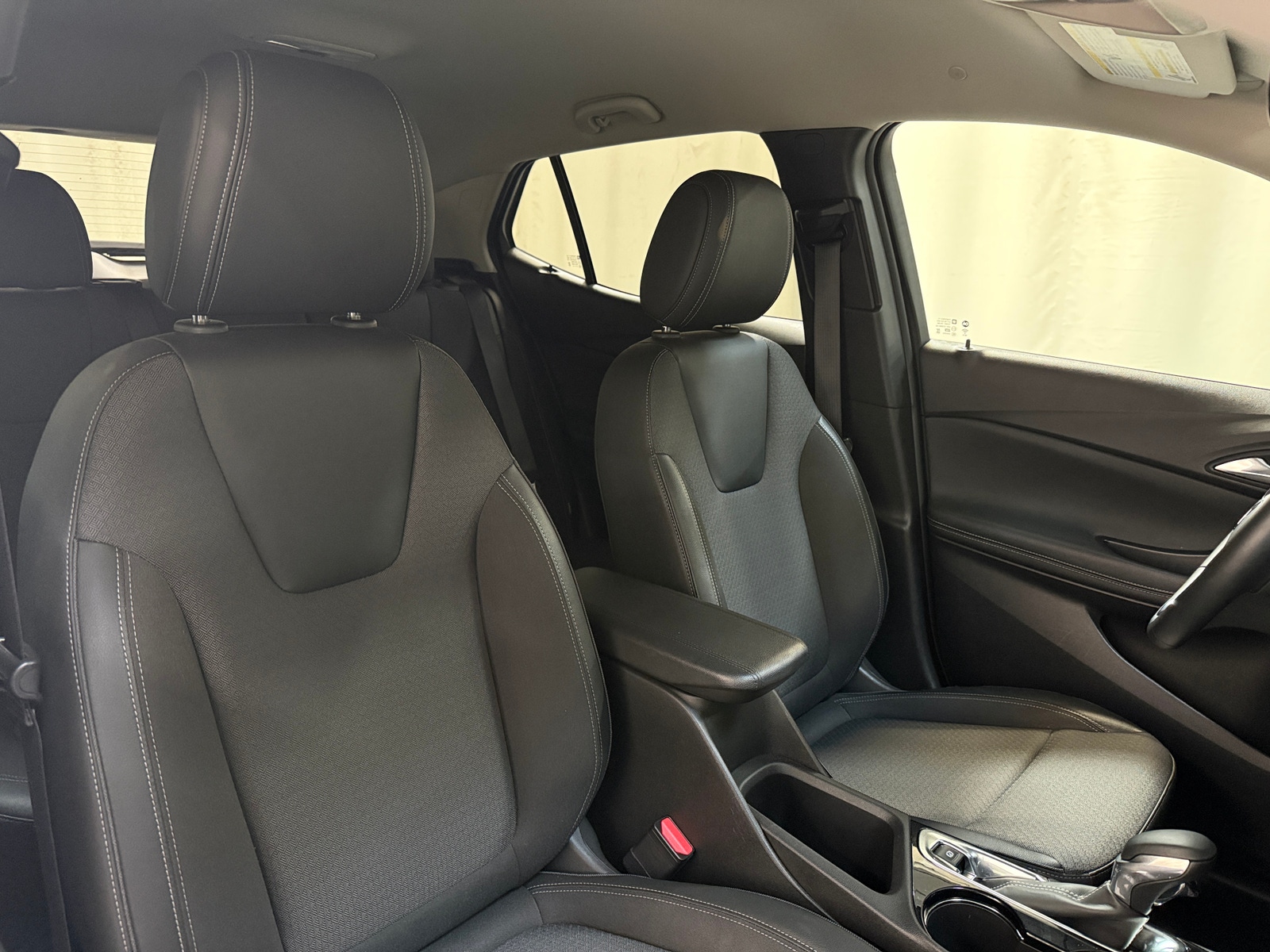 Thumbnail: 2025 Buick Encore GX - 2