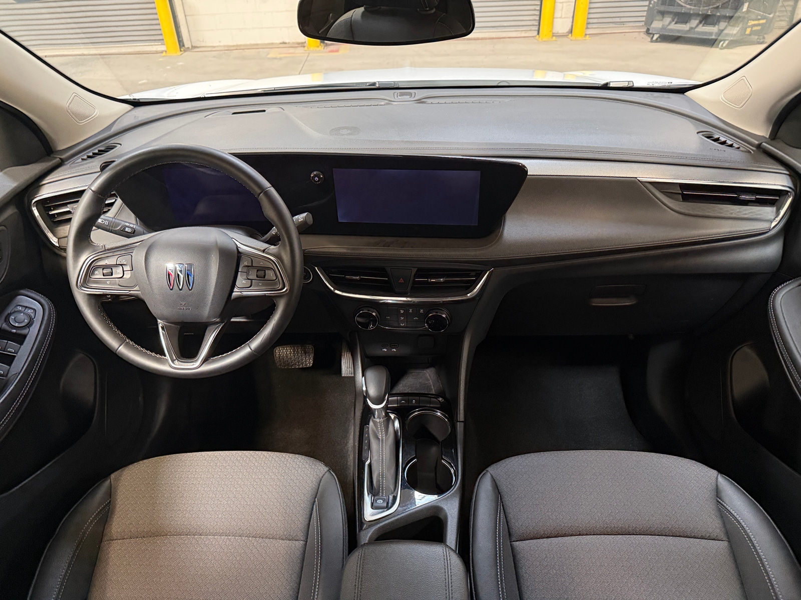 Thumbnail: 2025 Buick Encore GX - 3