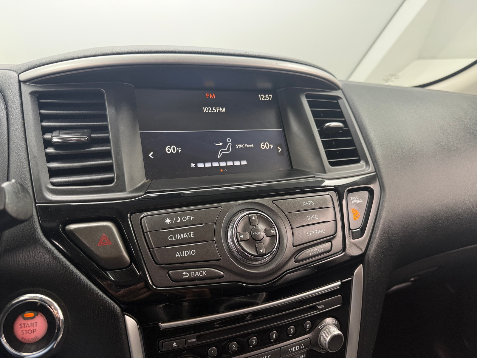 Thumbnail: 2019 Nissan Pathfinder - 4