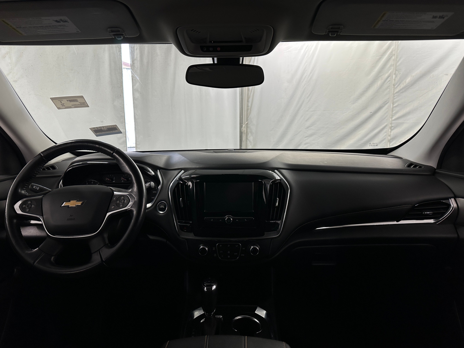 Thumbnail: 2018 Chevrolet Traverse - 3