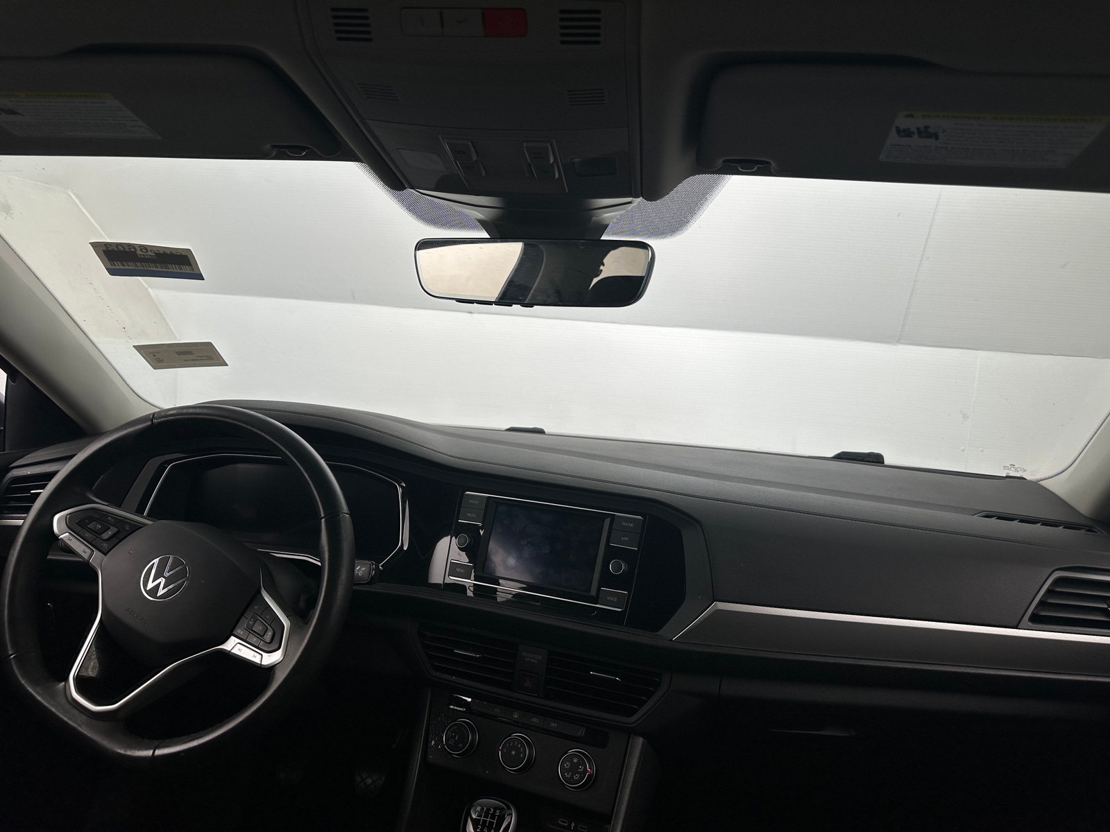 Thumbnail: 2024 Volkswagen Jetta - 3