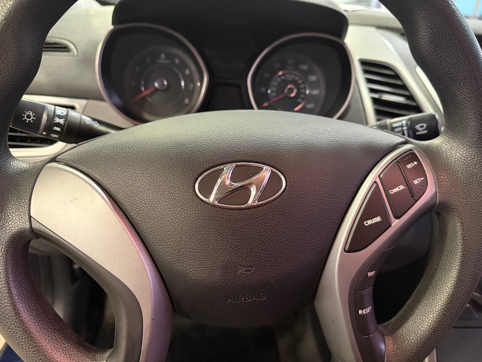 Thumbnail: 2016 Hyundai Elantra - 5